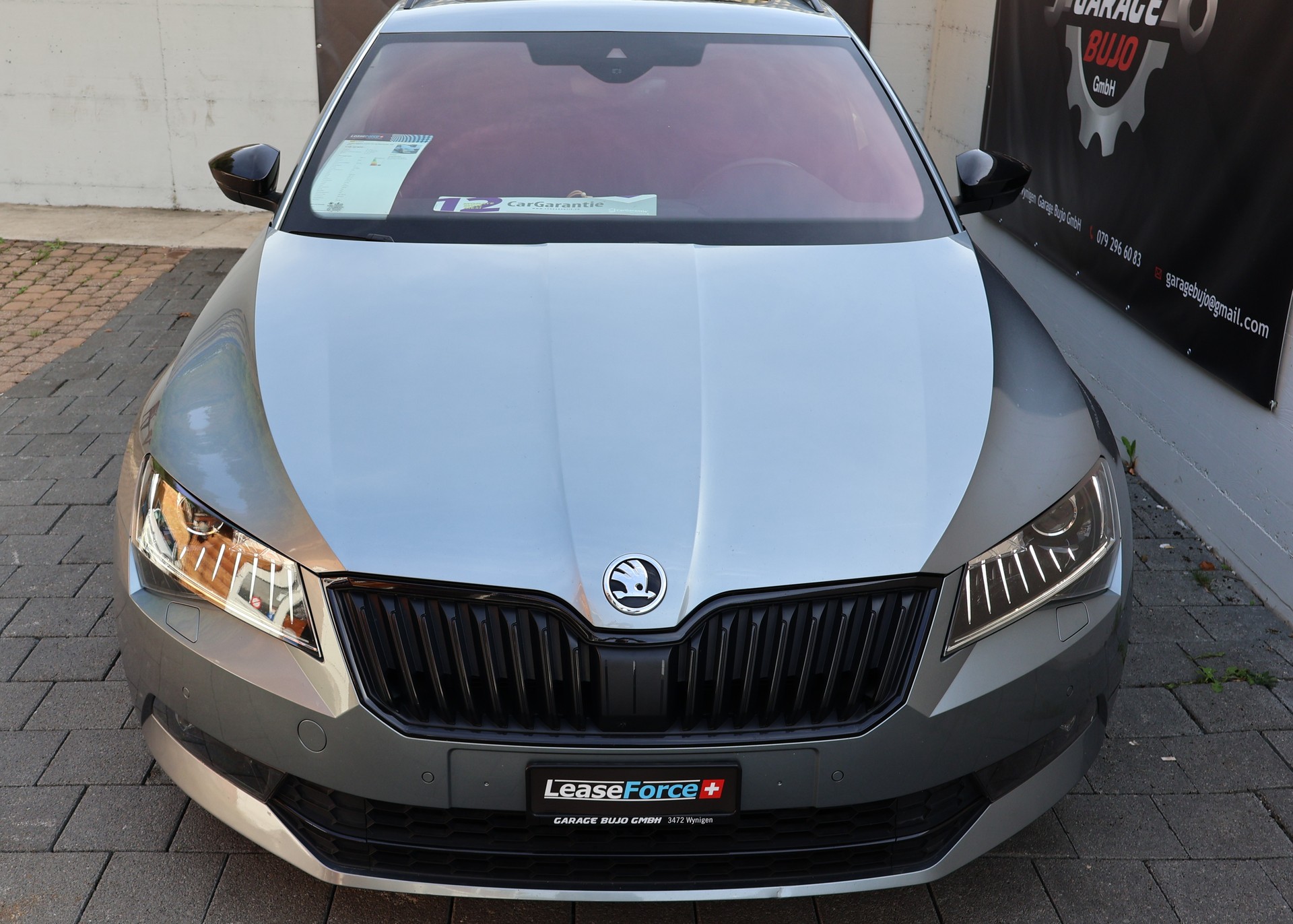 SKODA Superb Combi 2.0 TDi SportLine+ 4x4 DSG-showroom-element-2