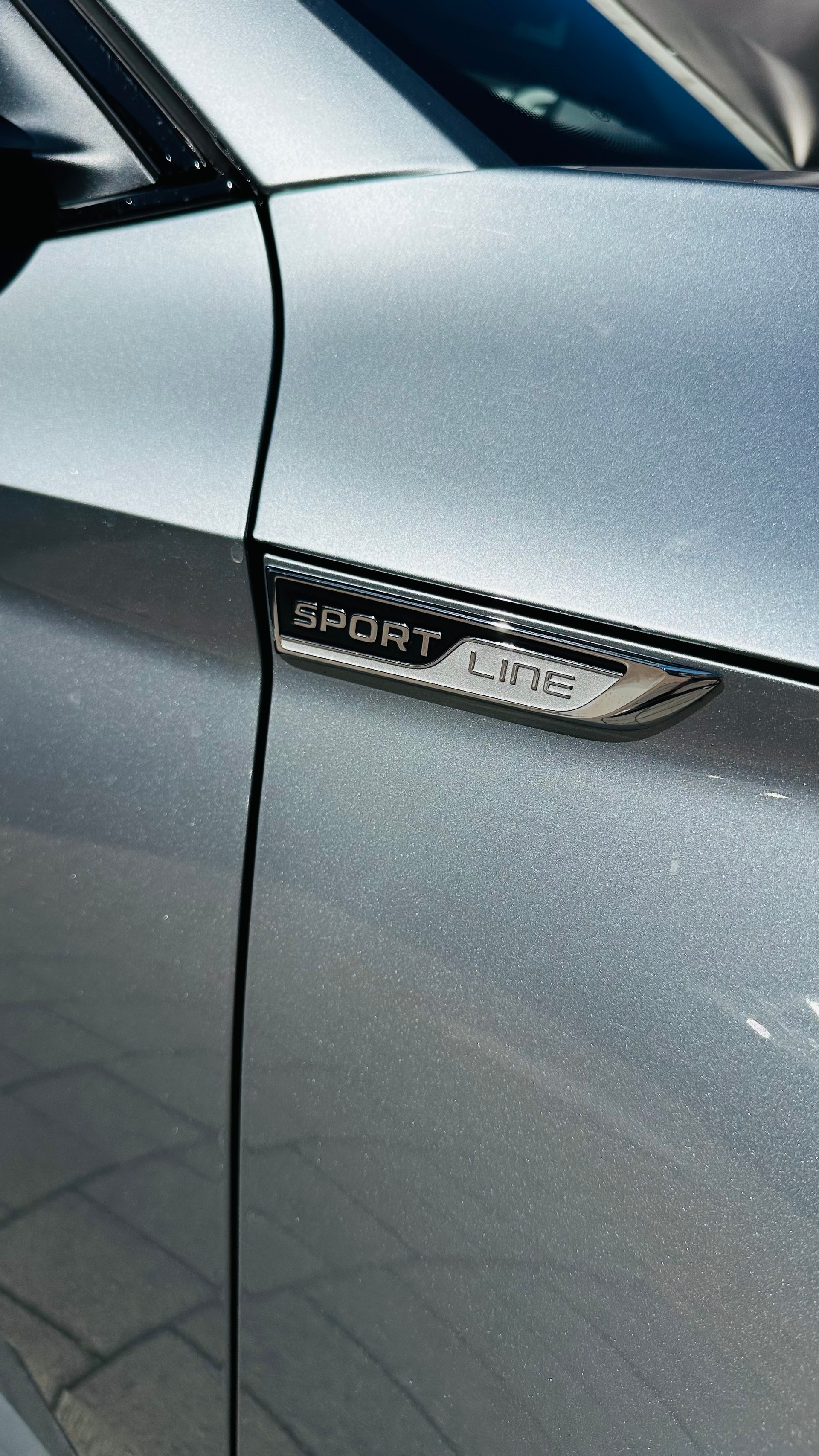 SKODA Superb Combi 2.0 TDi SportLine+ 4x4 DSG-image-10