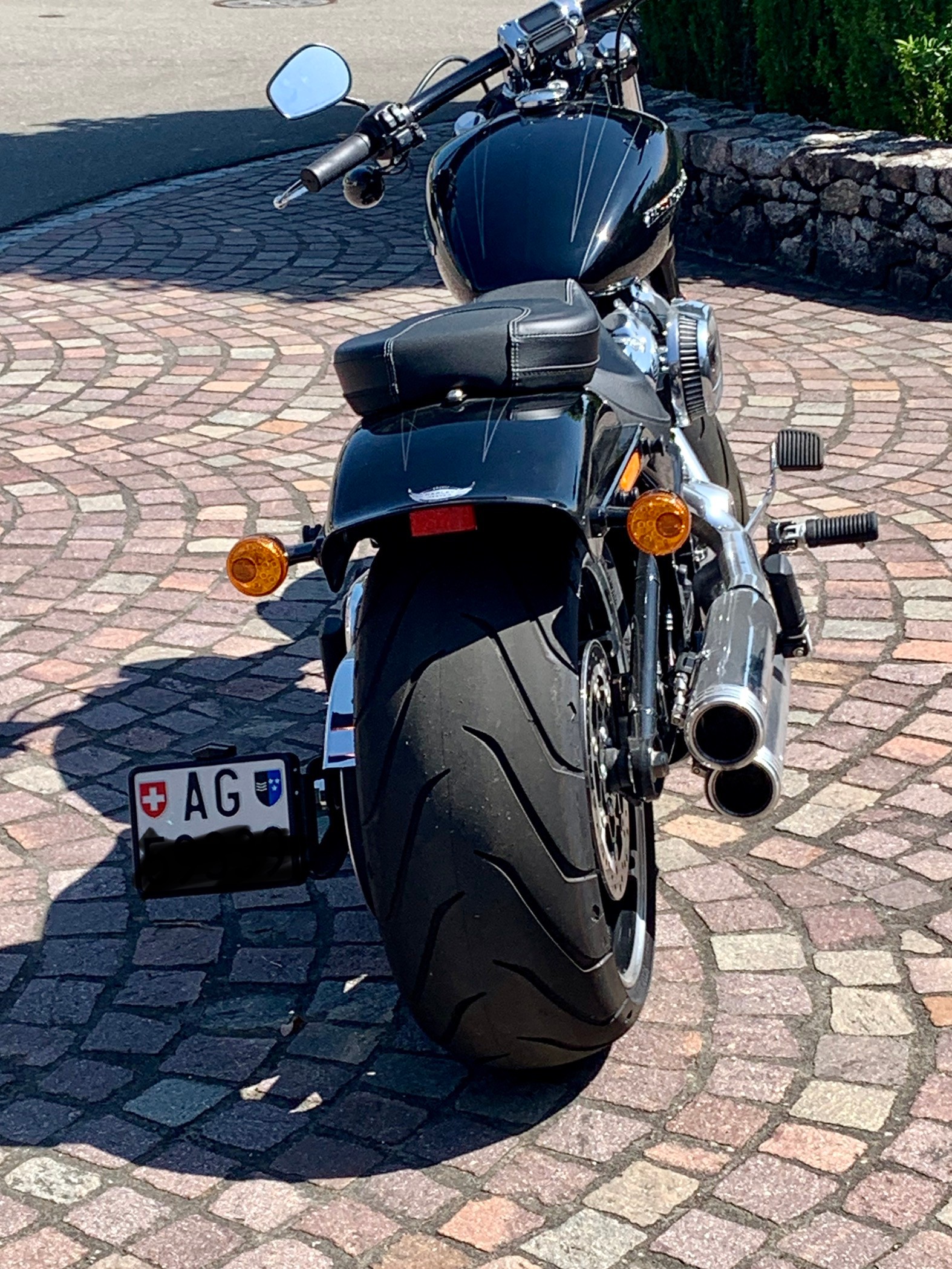 HARLEY-DAVIDSON FXBRS Breakout 114 ABS-image-2