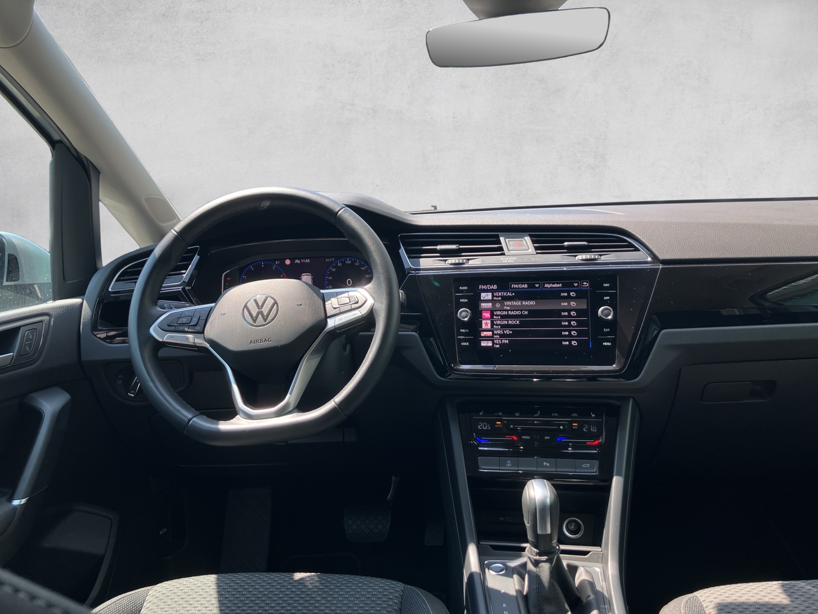 VW Touran 1.5 TSI EVO Comfortline United DSG-image-4