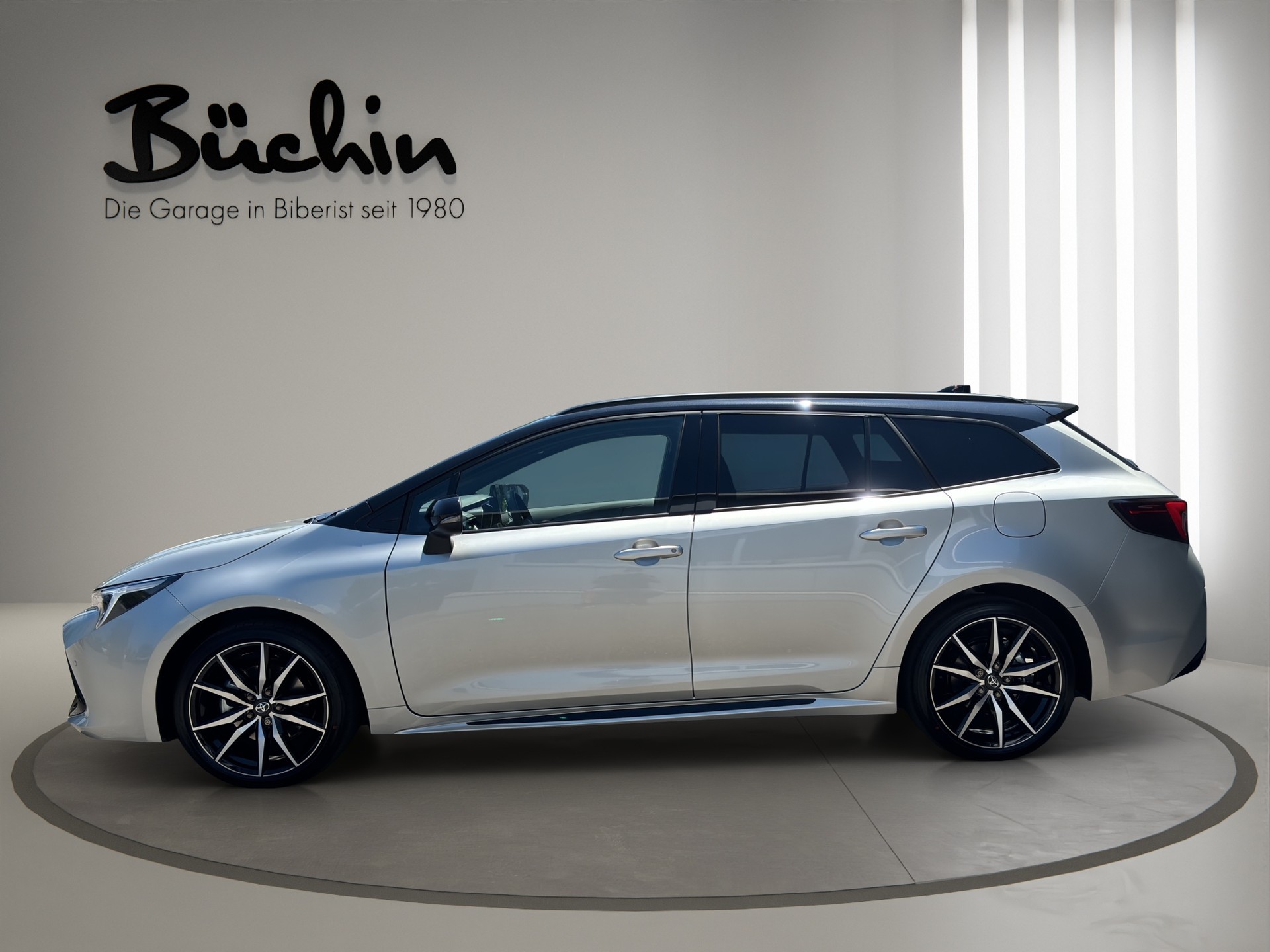 TOYOTA Corolla Touring Sports 2.0 HSD GR Sport e-CVT-showroom-element-3