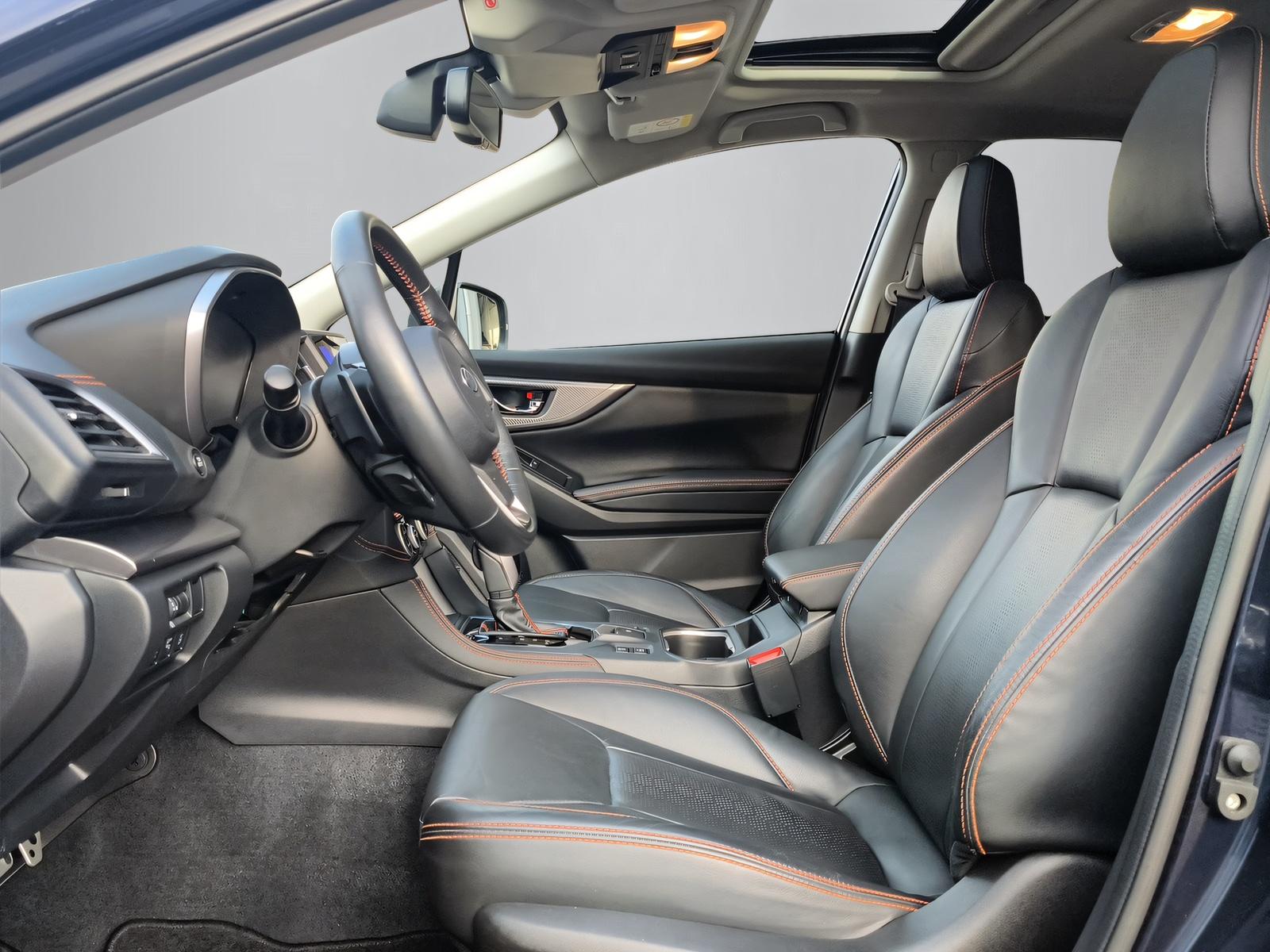 SUBARU XV 2.0i e-Boxer Luxury-showroom-element-2
