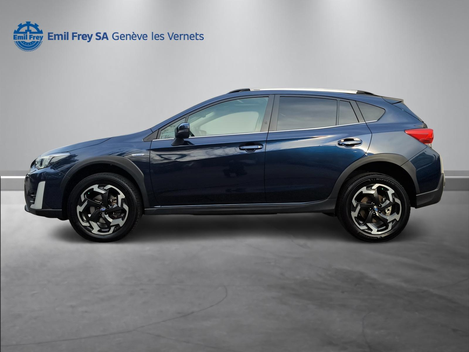 SUBARU XV 2.0i e-Boxer Luxury-showroom-element-3