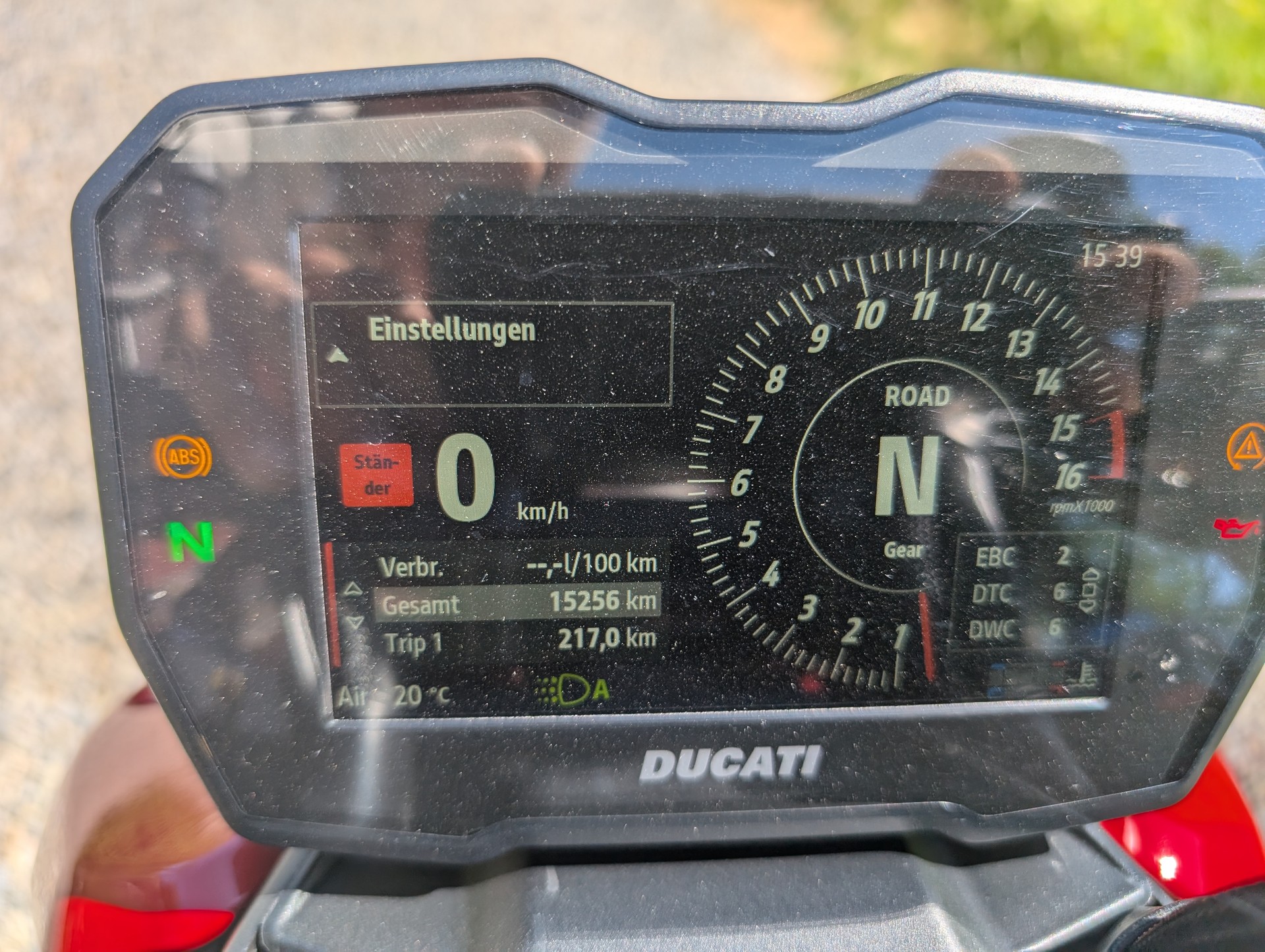 DUCATI Streetfighter V4 S-image-6