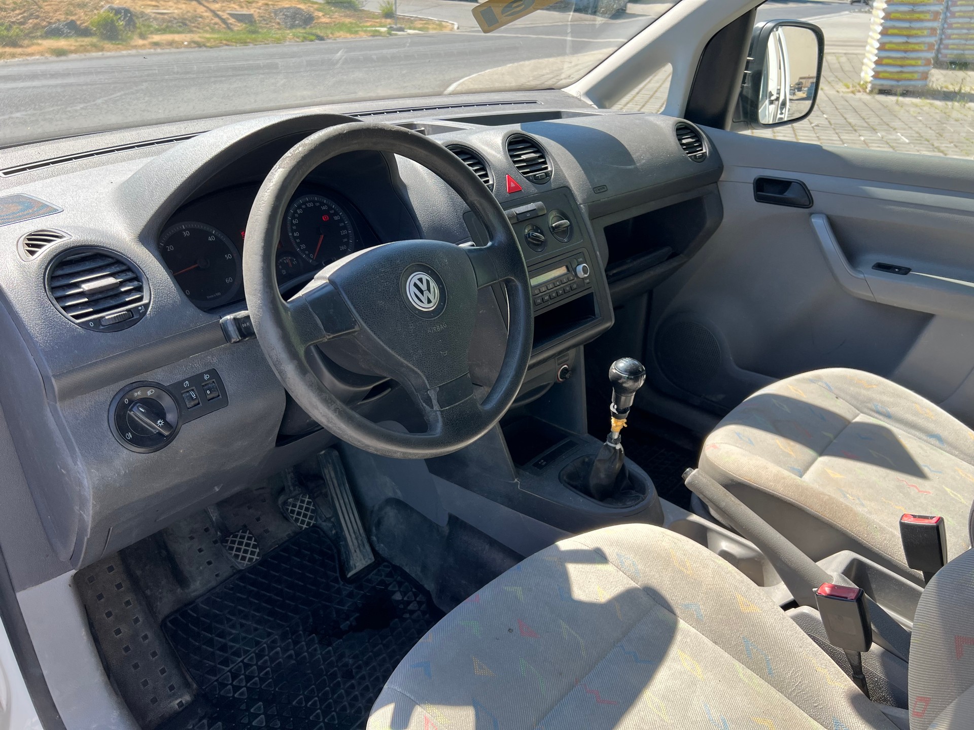 VW Caddy 2.0SDI-image-13