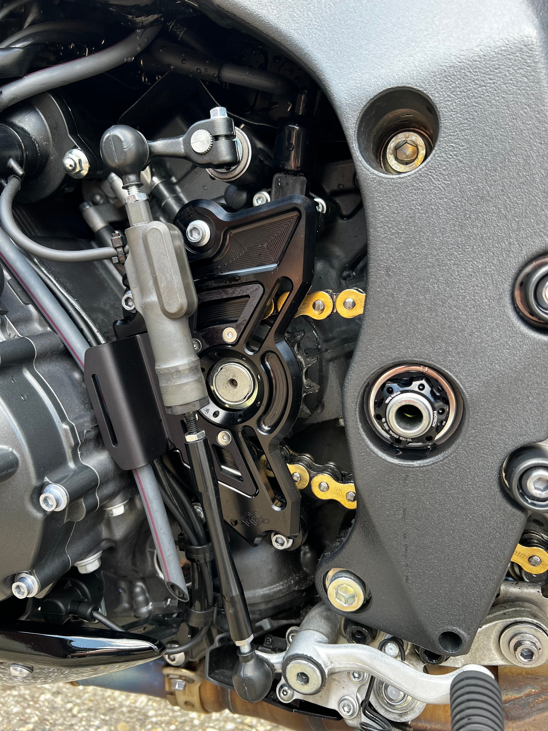 YAMAHA MT-10 SP ABS-image-8