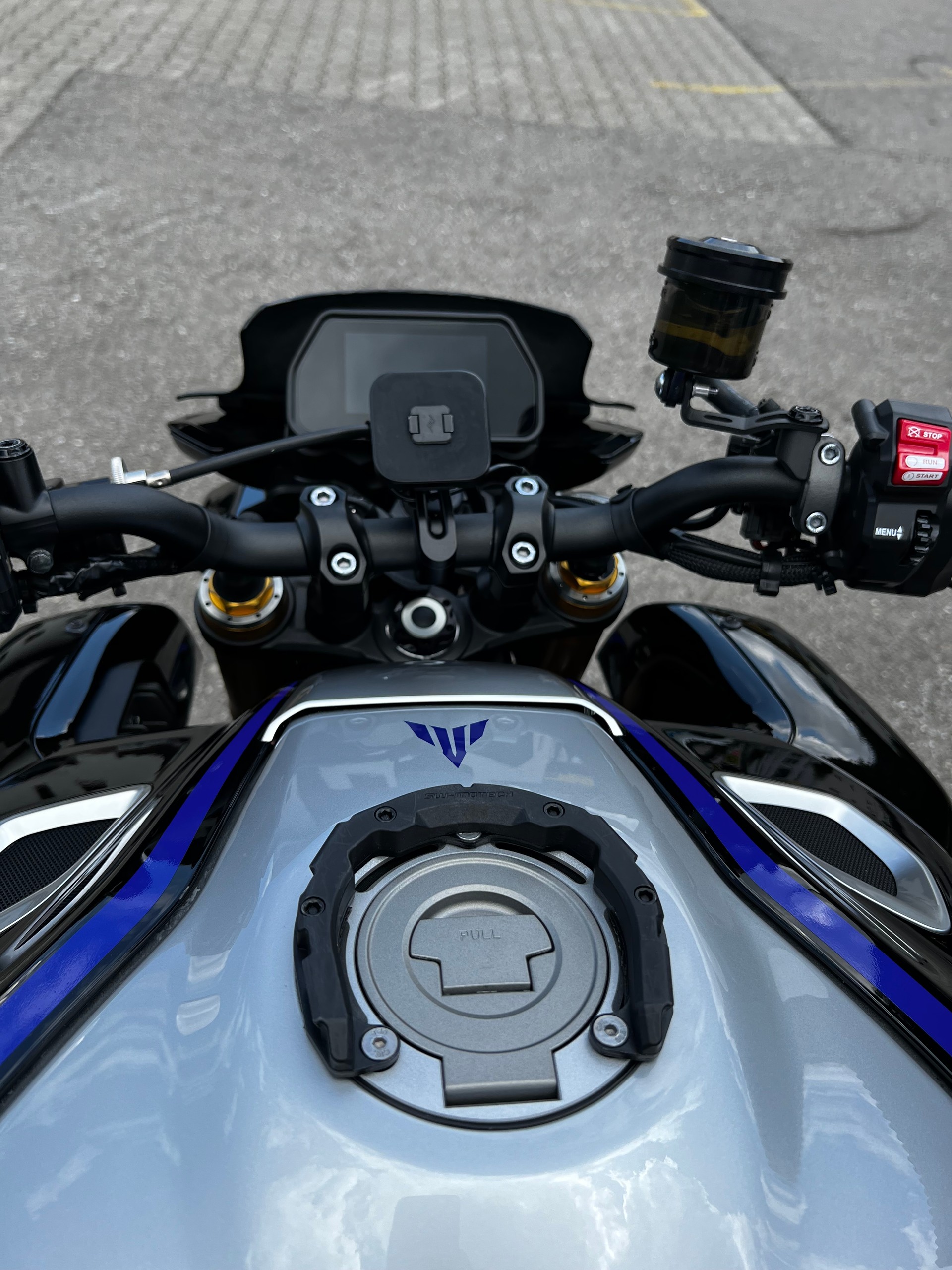 YAMAHA MT-10 SP ABS-image-12