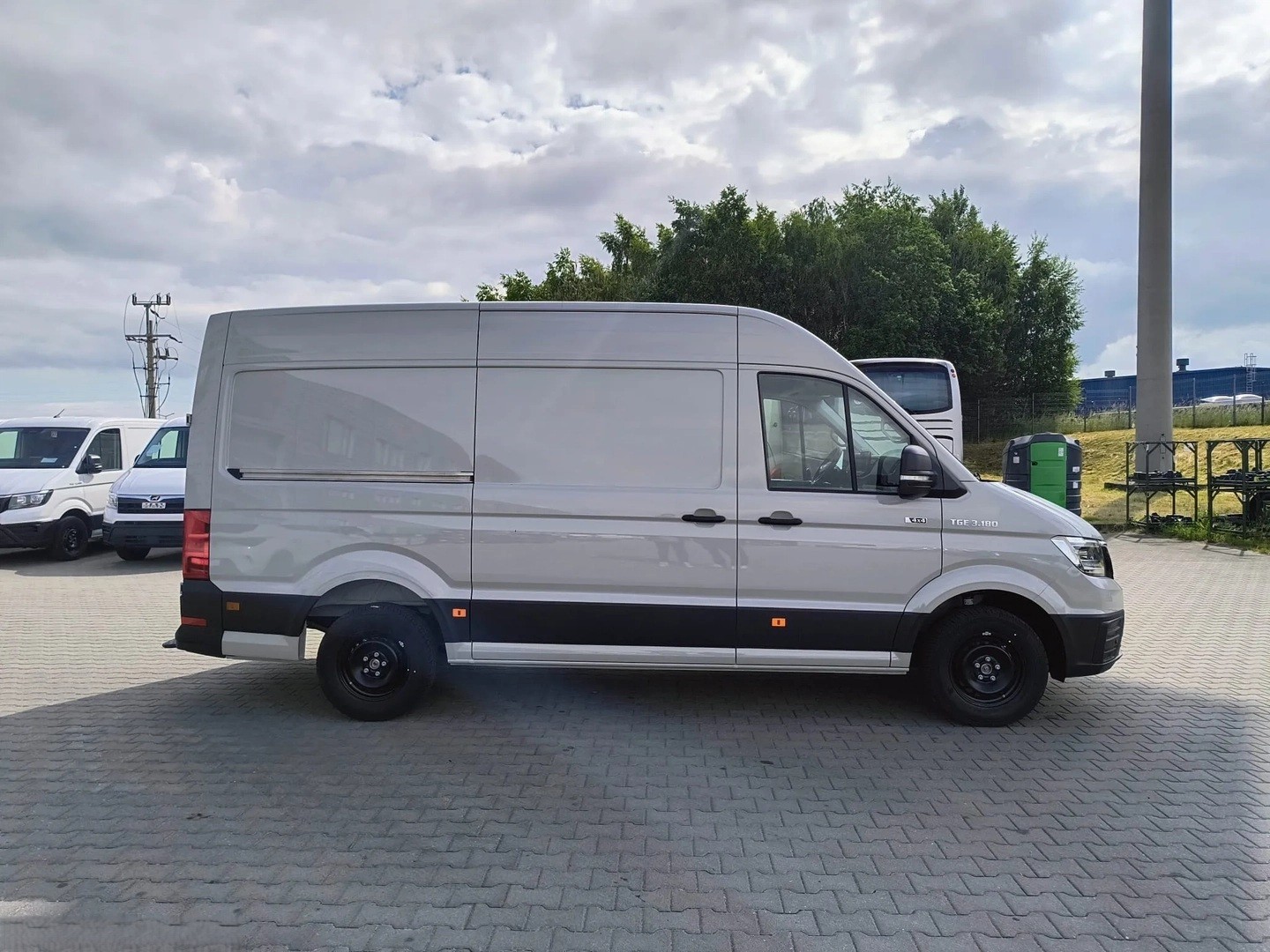 MAN TGE 3.5 4x4 Automat Kasten-showroom-element-2