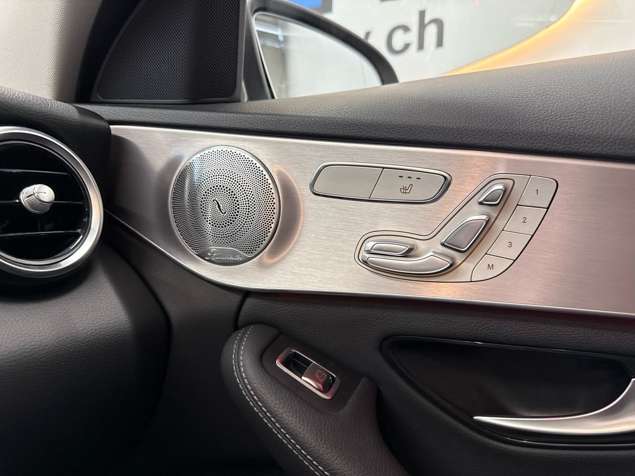 MERCEDES-BENZ C 300 e T-Modell Avantgarde 9G-Tronic-image-9