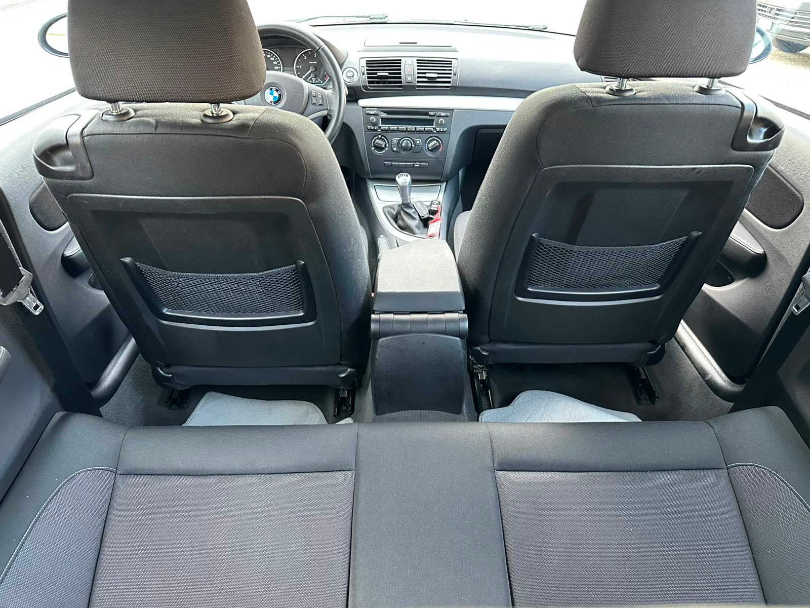 BMW 118d Access-image-9