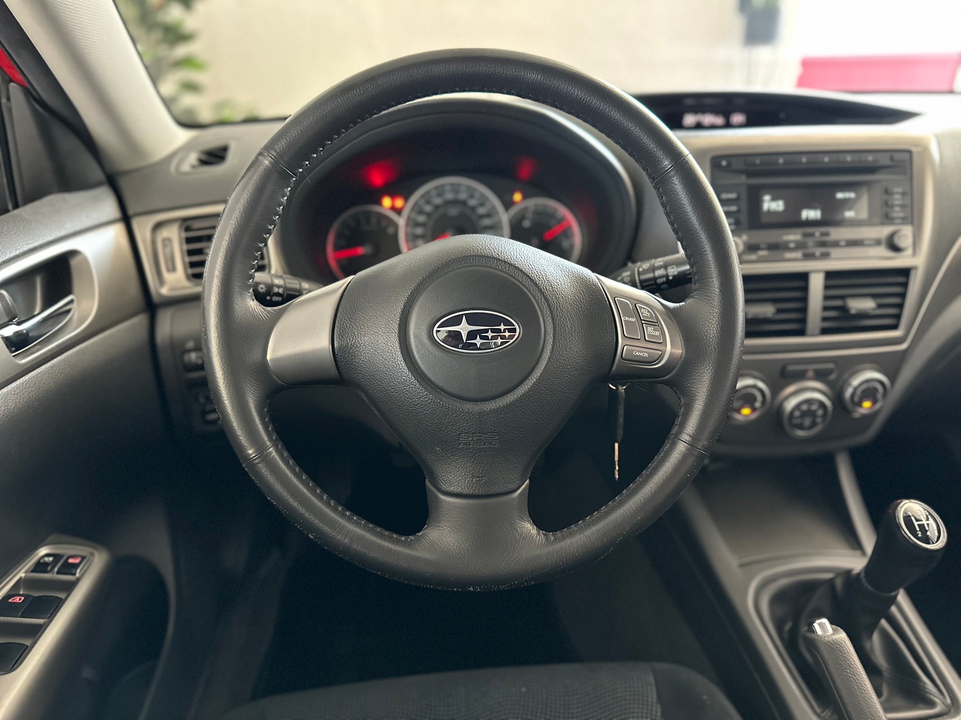 SUBARU Impreza 1.5R Swiss-image-13