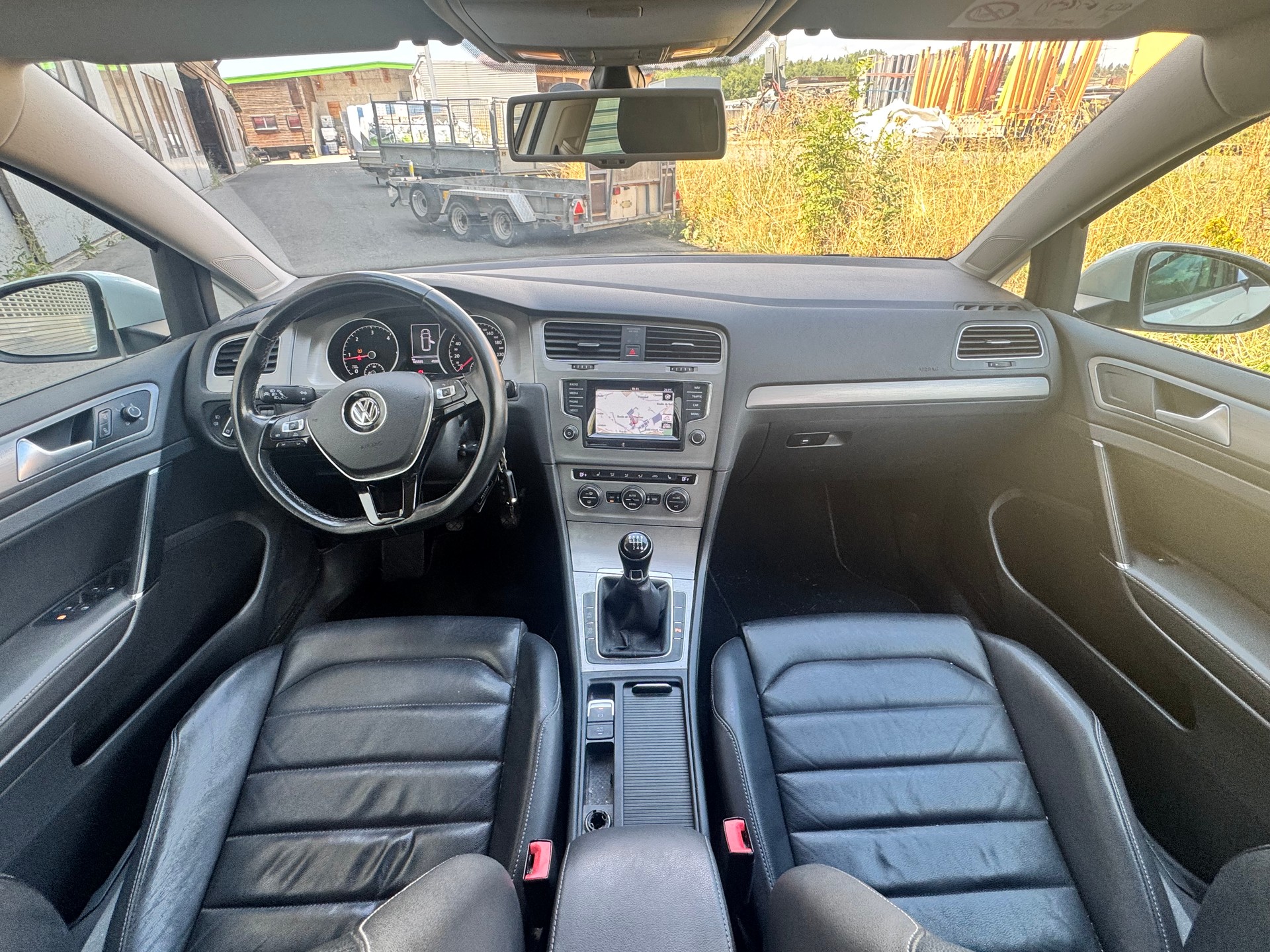 VW Golf Variant 2.0 TDI Highline 4Motion R-line-image-8