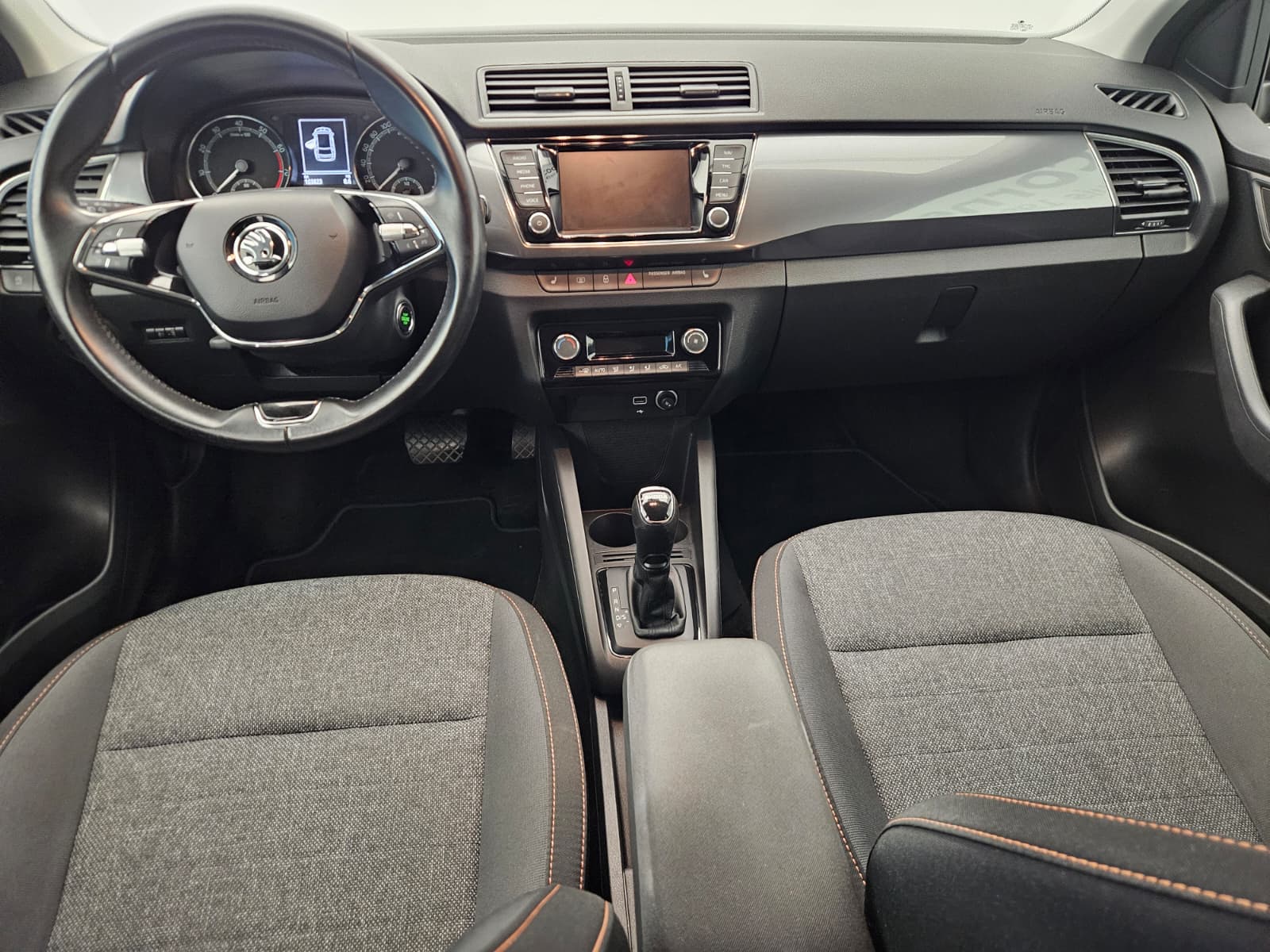 SKODA Fabia Combi 1.0 TSI Clever DSG-image-9