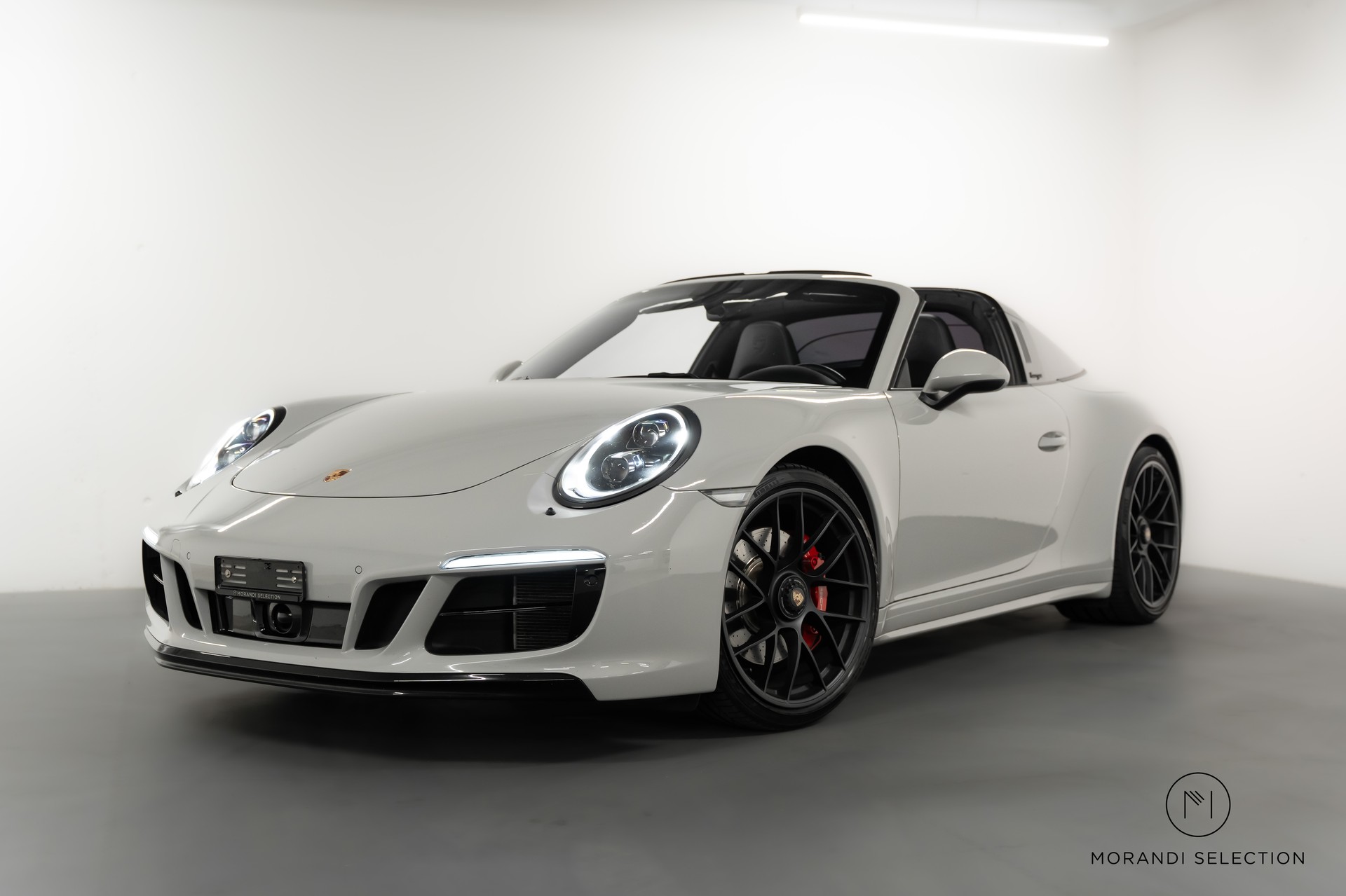 PORSCHE 911 Targa 3.0 Targa 4 GTS PDK-showroom-element-2