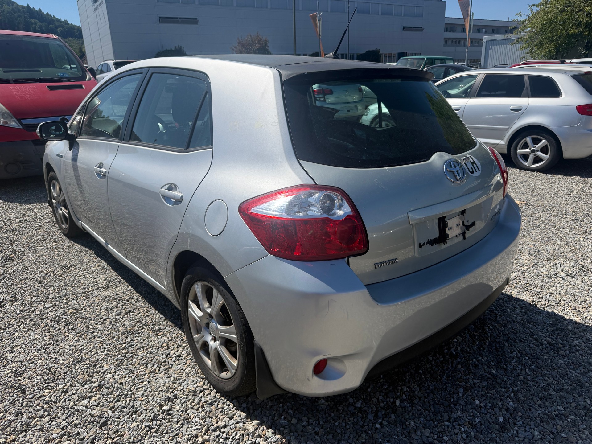 TOYOTA Auris 1.8 16V HSD Linea Sol-image-2