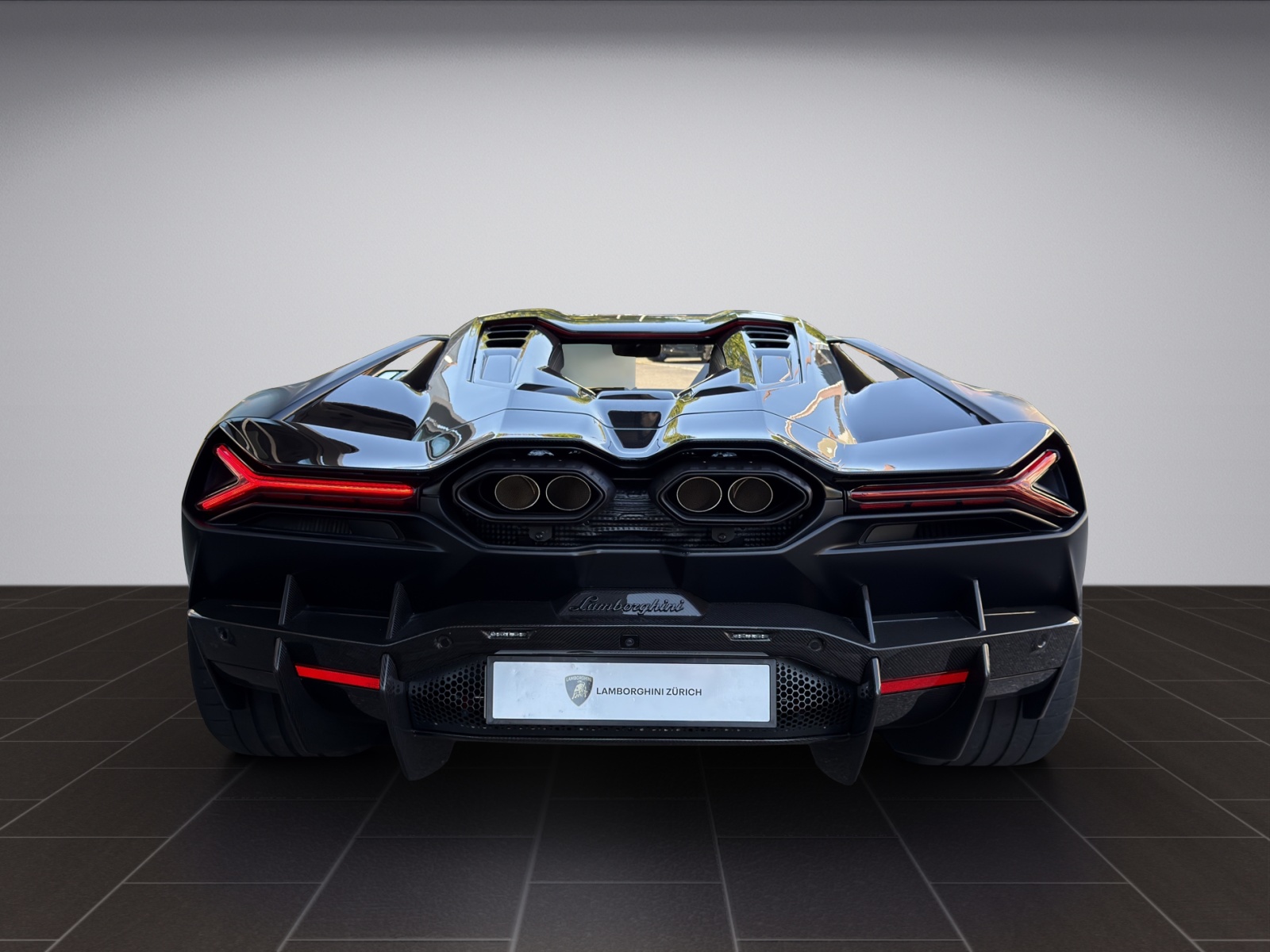 LAMBORGHINI Revuelto Coupé 6.5-showroom-element-3