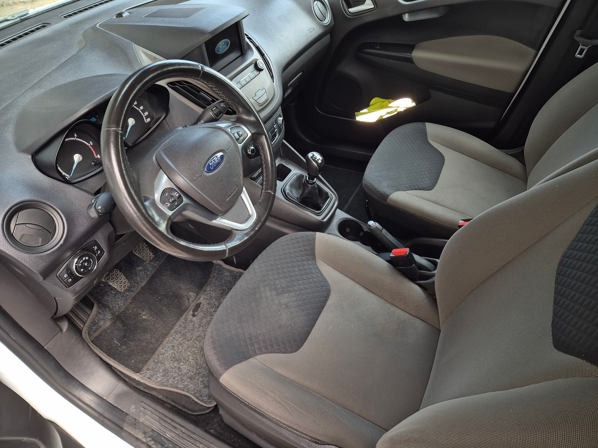 FORD Transit Courier Combi 1.5 TDCi Trend-image-9