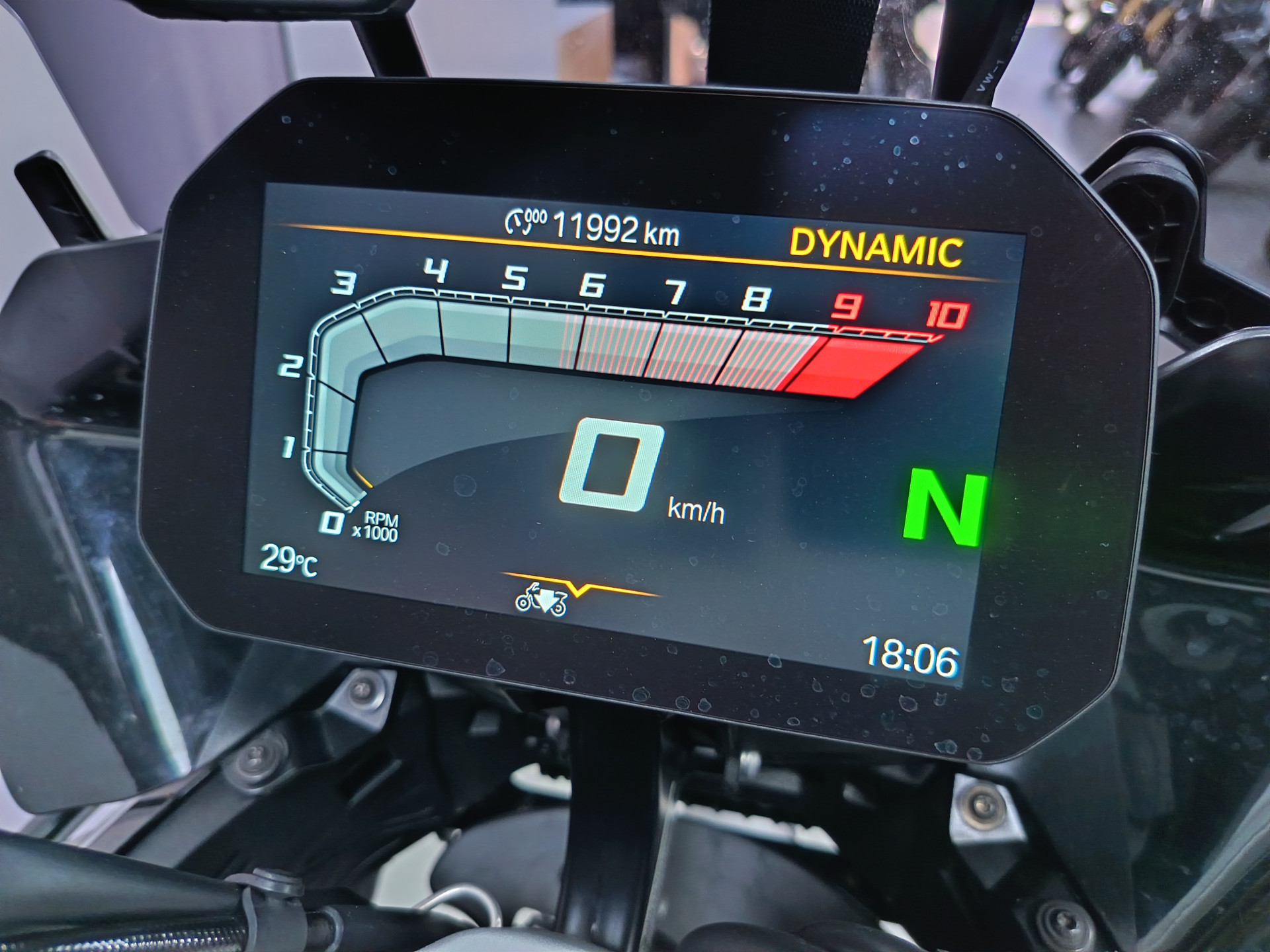BMW R 1300 GS Triple Black *** Contrat d'entretien 09.2027 / 30.000 km ***-image-8