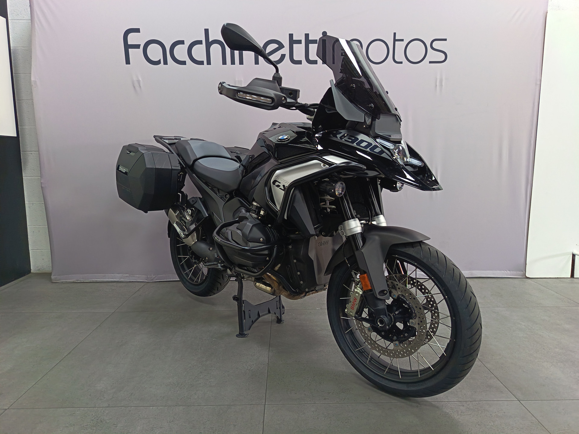 BMW R 1300 GS Triple Black *** Contrat d'entretien 09.2027 / 30.000 km ***-image-1