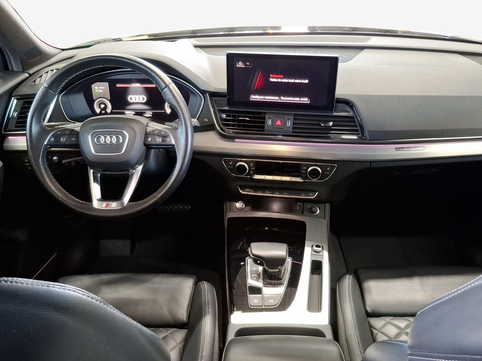 AUDI Q5 55 TFSI e PHEV S line quattro S-tronic-image-9
