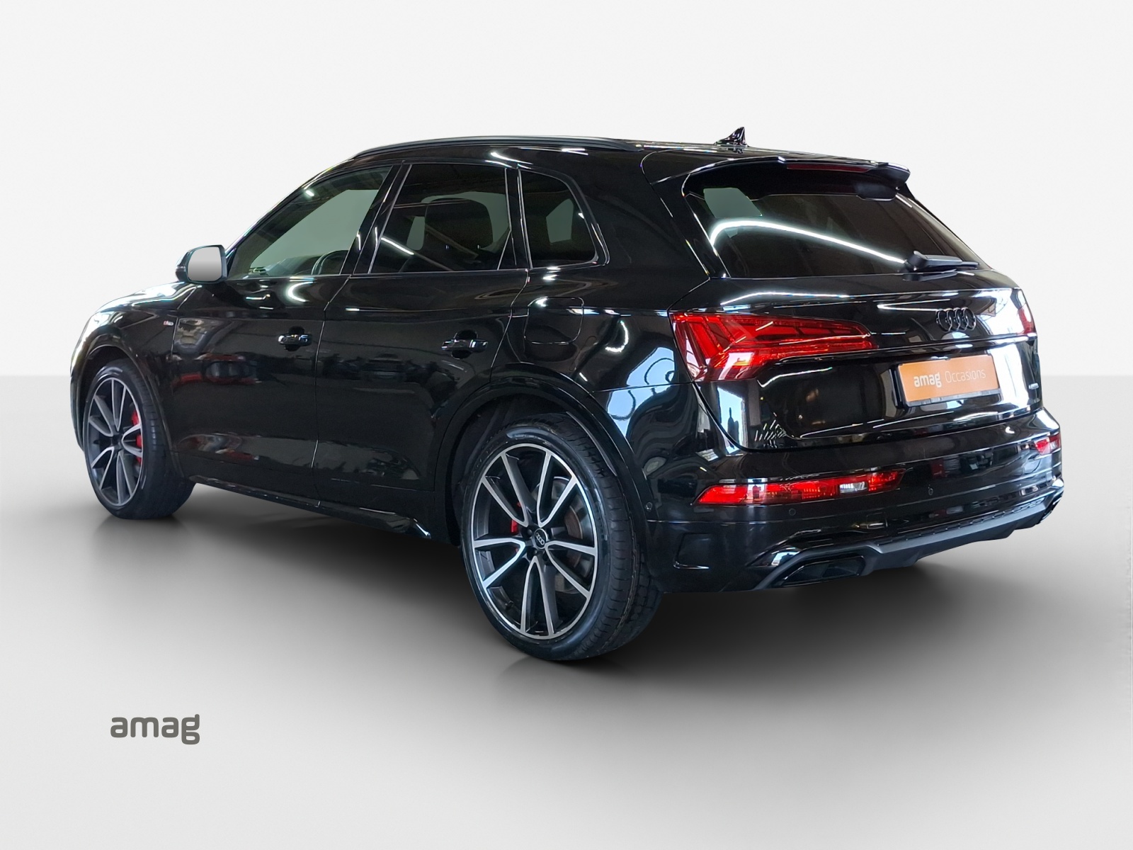AUDI Q5 55 TFSI e PHEV S line quattro S-tronic-showroom-element-3