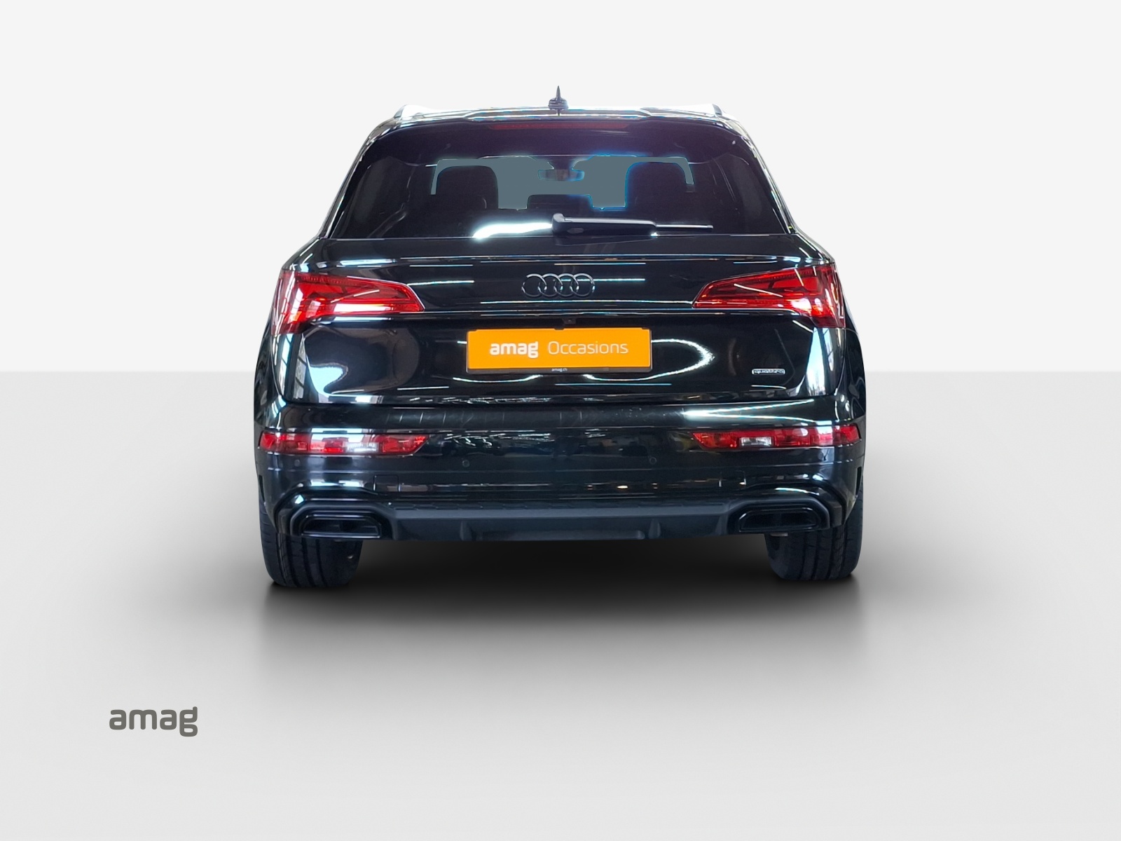 AUDI Q5 55 TFSI e PHEV S line quattro S-tronic-image-4