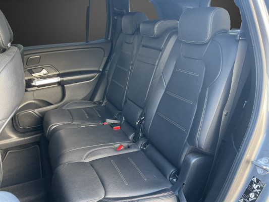 MERCEDES-BENZ GLB 250 AMG Line 4 MATIC-image-10