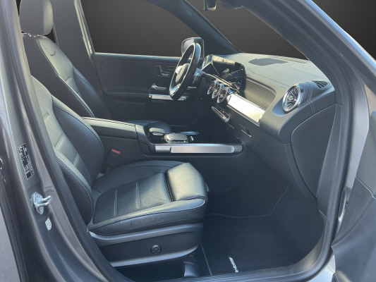 MERCEDES-BENZ GLB 250 AMG Line 4 MATIC-image-8