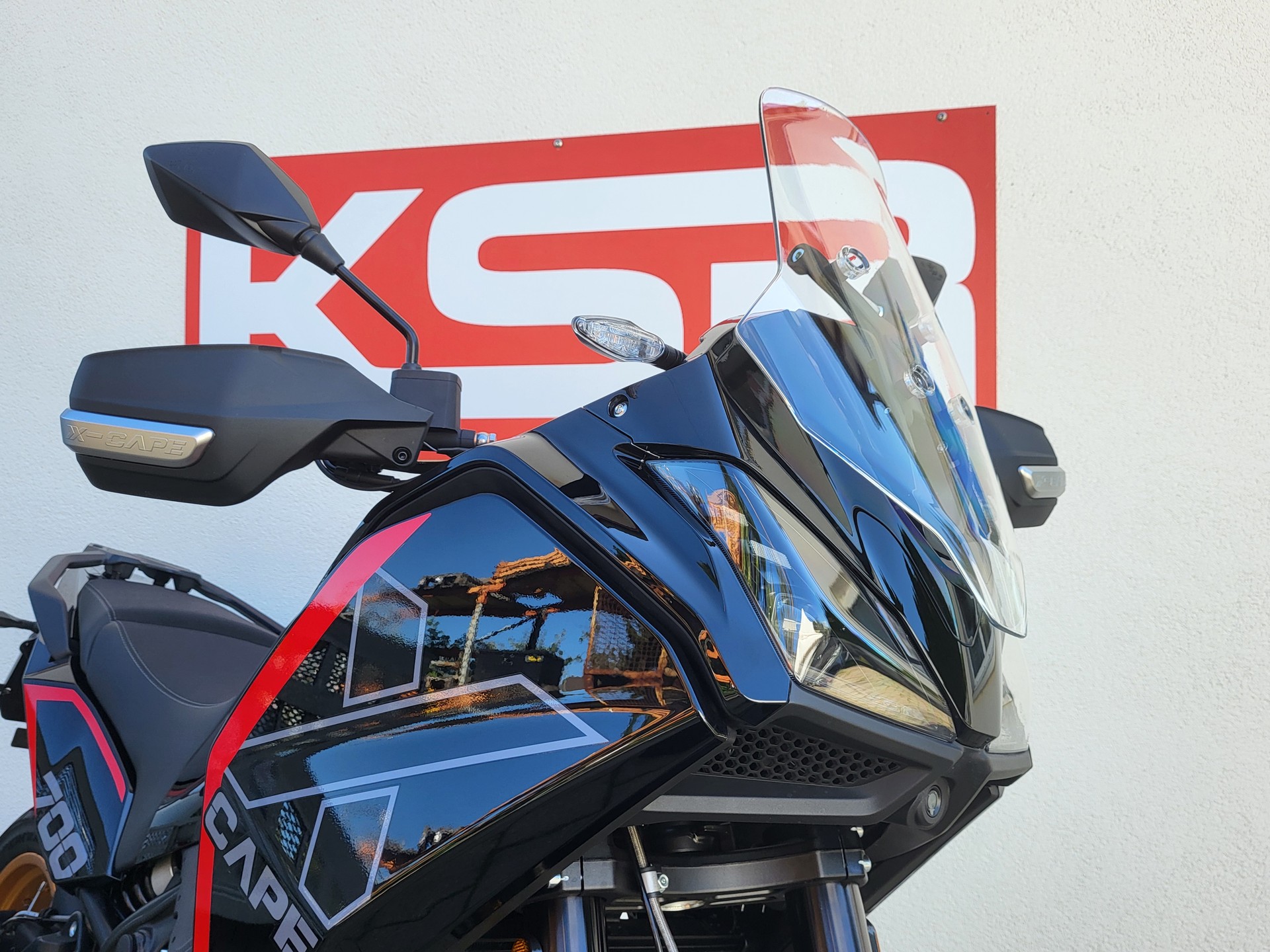 MOTO MORINI X-Cape 700 Gold Edition-image-5