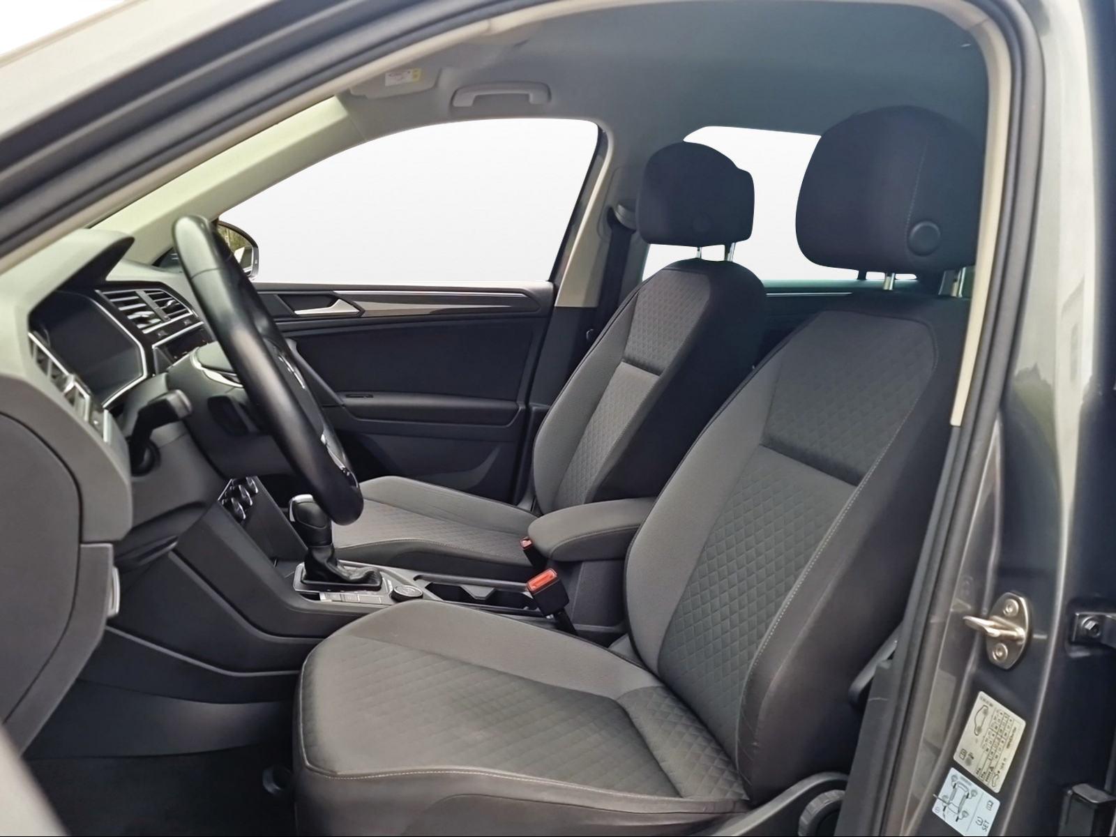 VW Tiguan 2.0 TSI Comfortline DSG-image-8