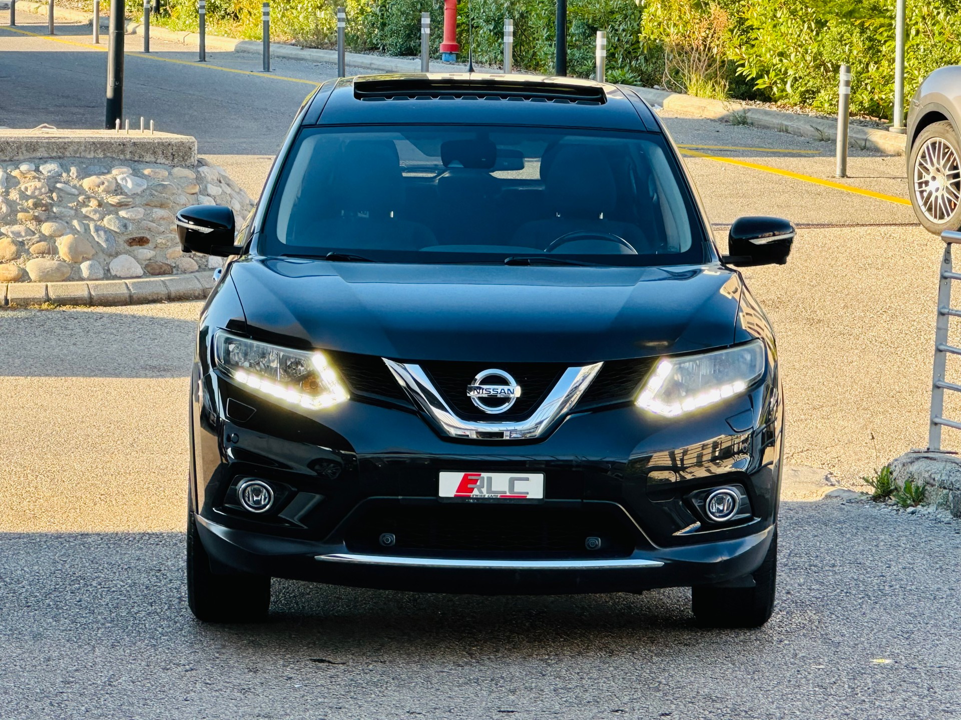 NISSAN X-Trail 1.6 dCi tekna Xtronic CVT-showroom-element-2