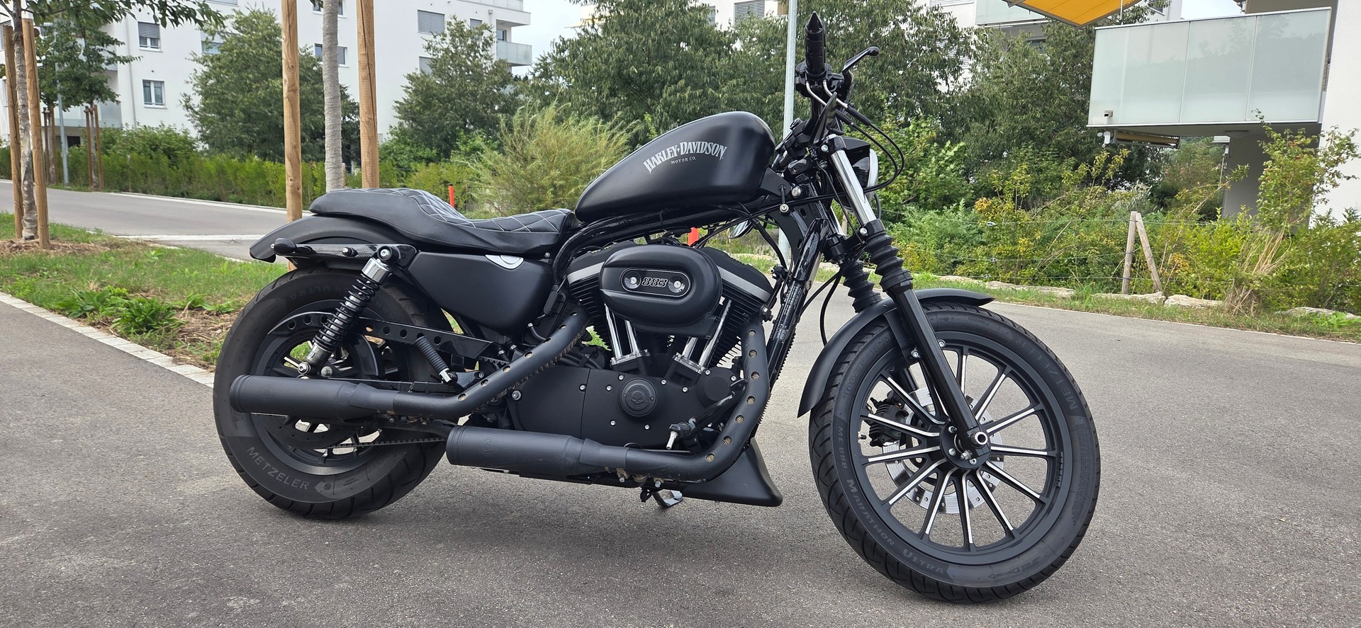 HARLEY-DAVIDSON XL 883 N Sportster Iron-image-2