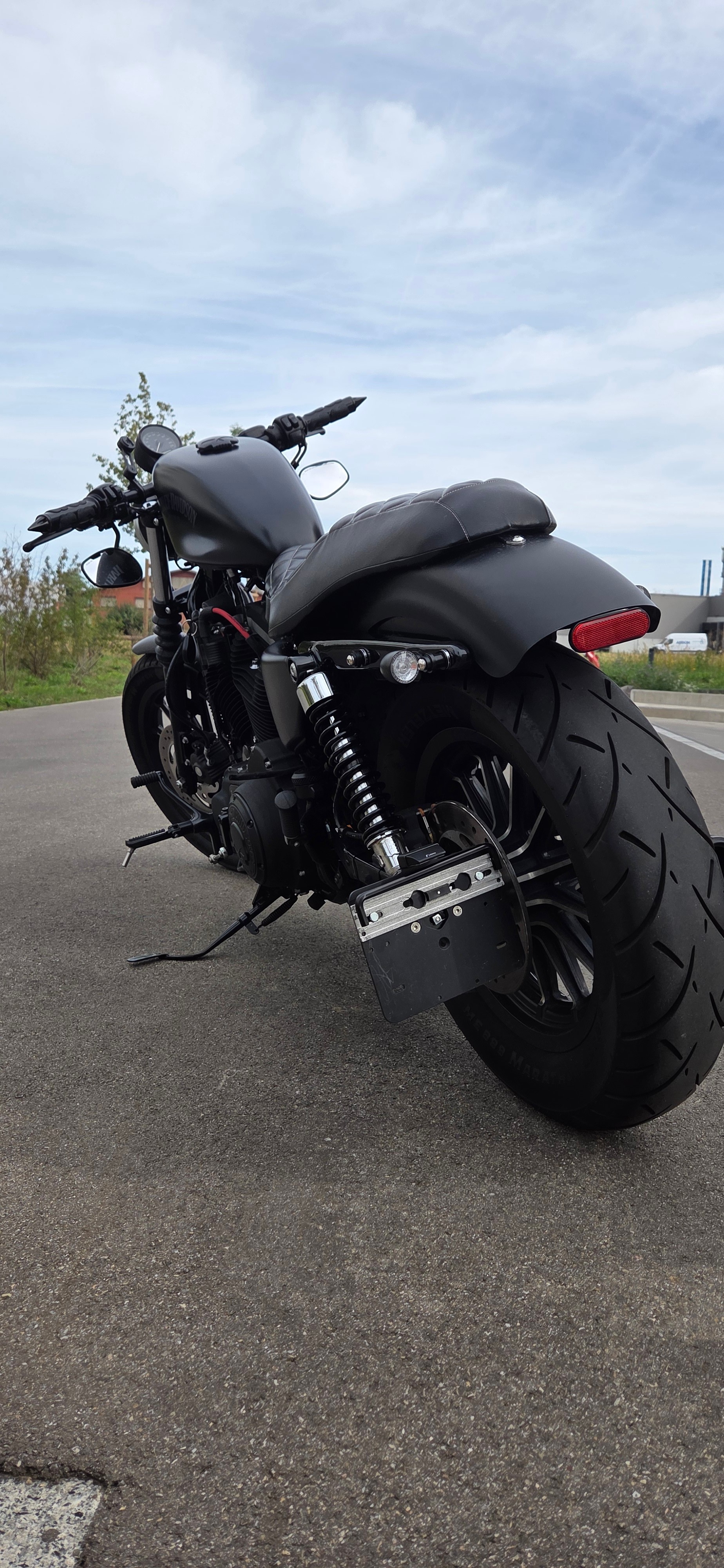 HARLEY-DAVIDSON XL 883 N Sportster Iron-image-4