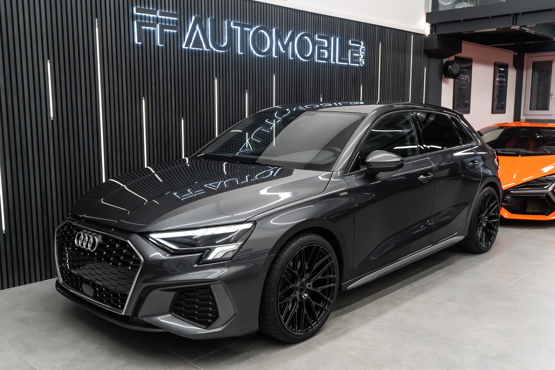 AUDI A3 Sportback 35 TDI S line S-tronic-showroom-element-3
