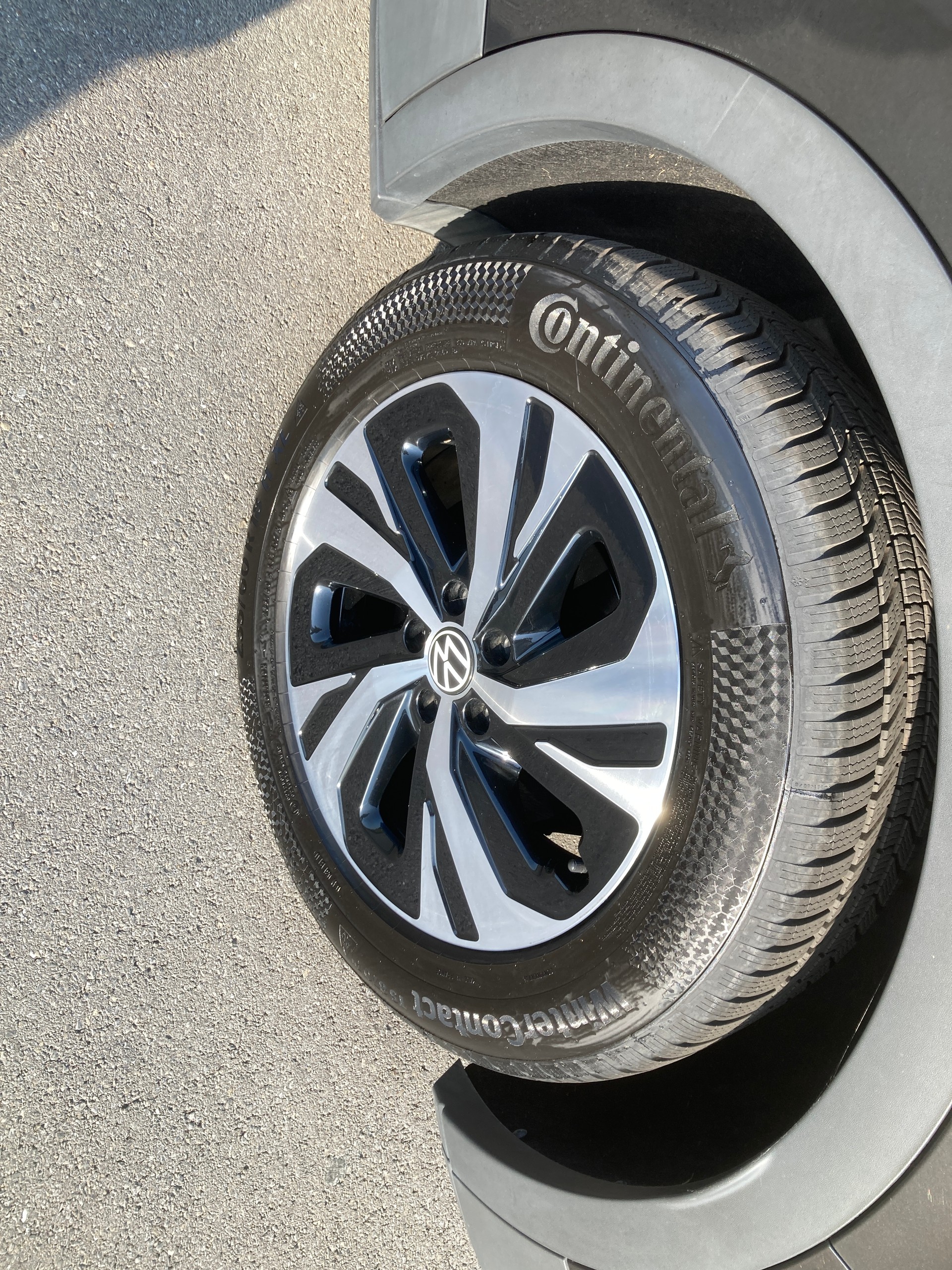 VW ID.4 Pure Performance mit Anhängerkupplung-image-6