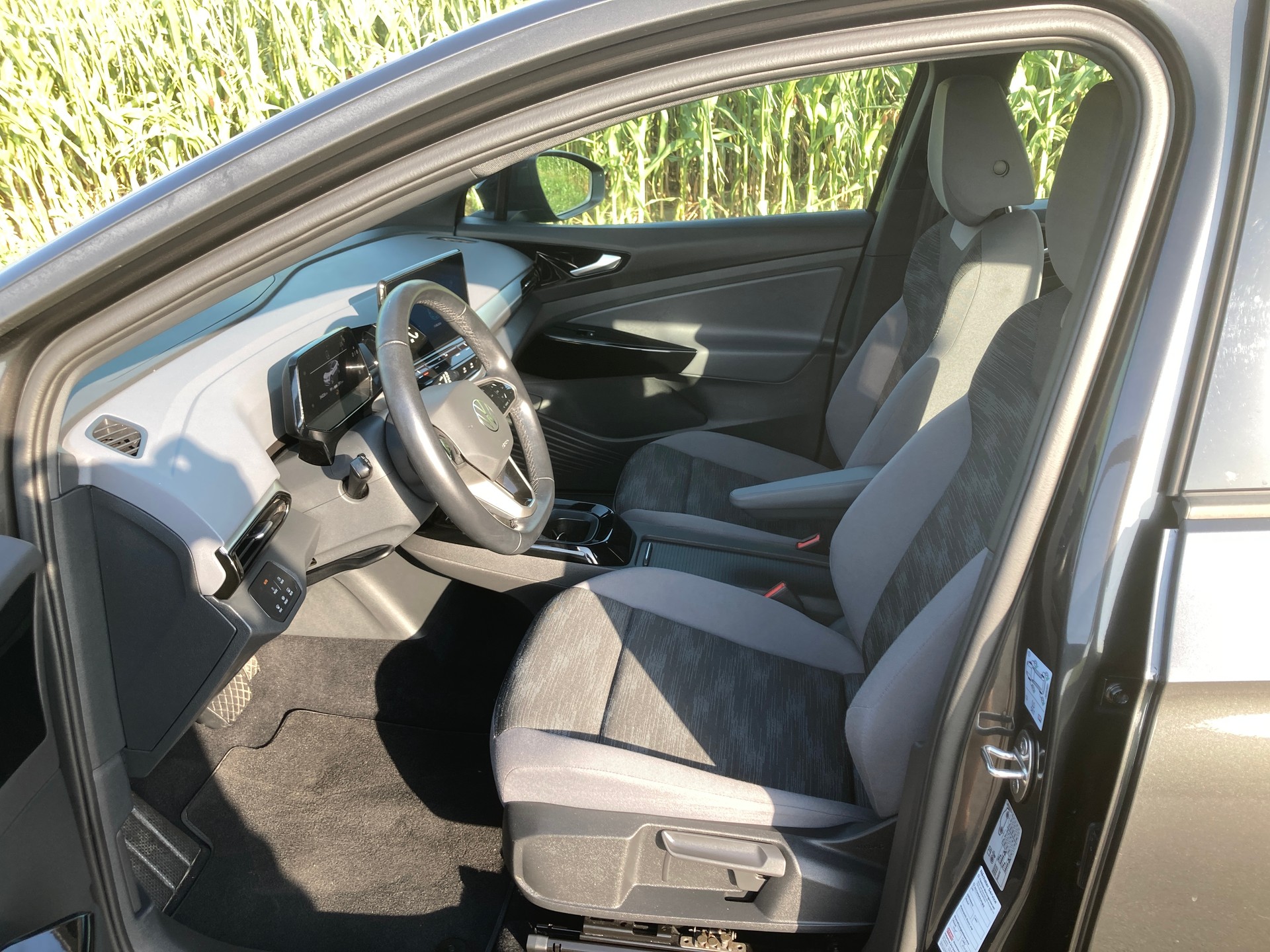 VW ID.4 Pure Performance mit Anhängerkupplung-image-8
