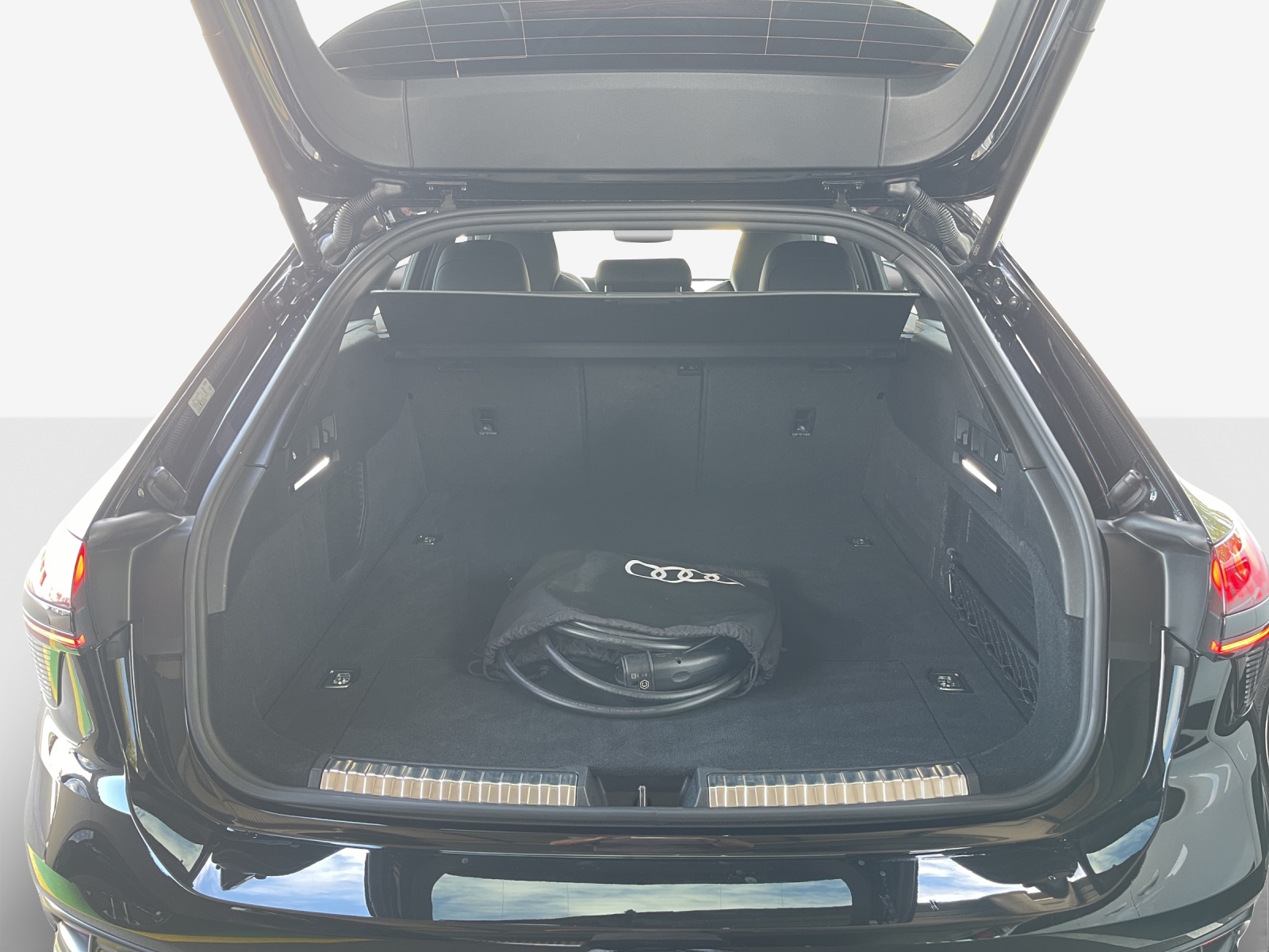 AUDI A6 Avant e-hybrid quattro 220 kW S tronic-image-12
