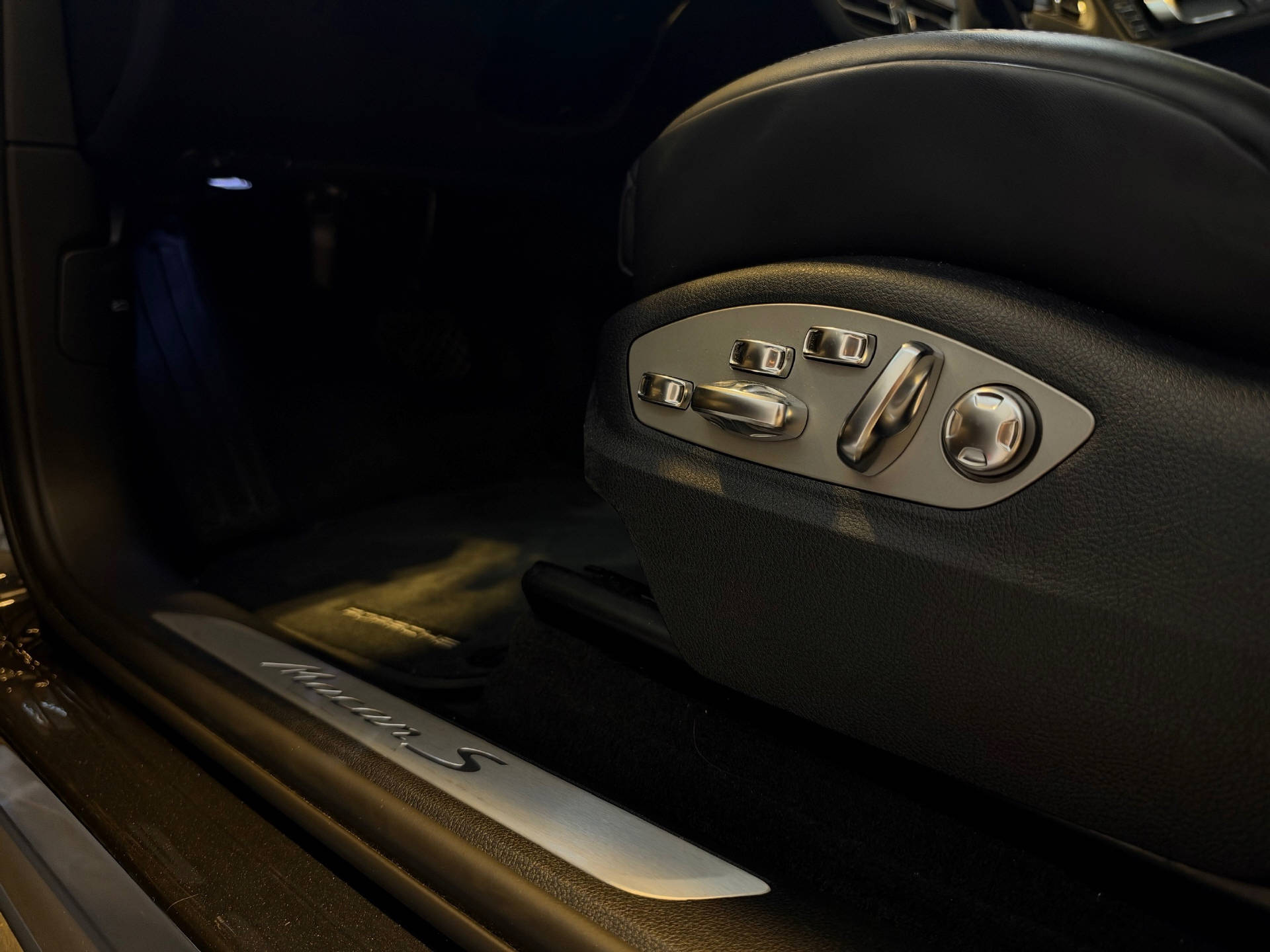 PORSCHE Macan 2.9 V6 S-image-21