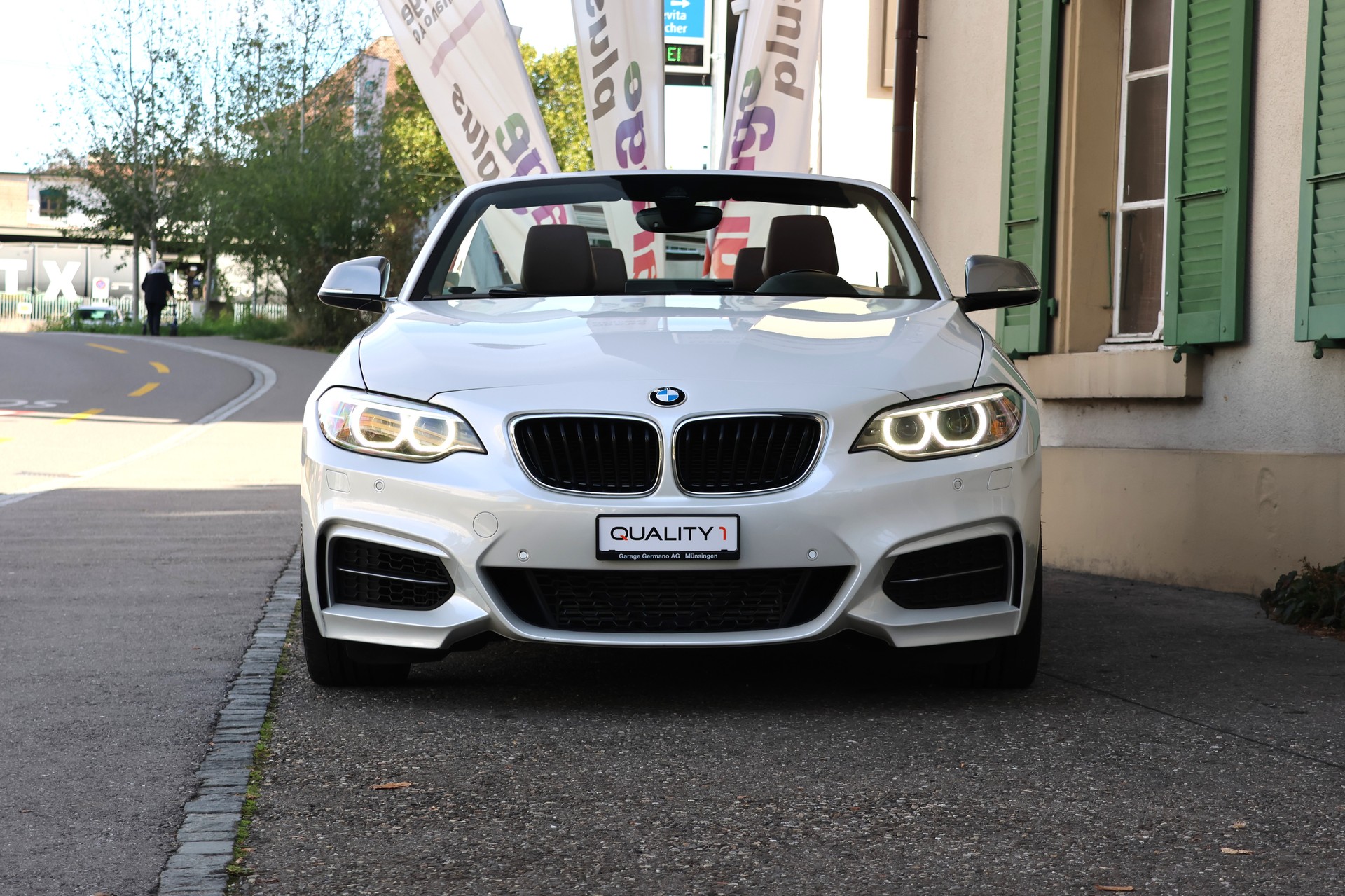 BMW M235i xDrive Steptronic-showroom-element-3