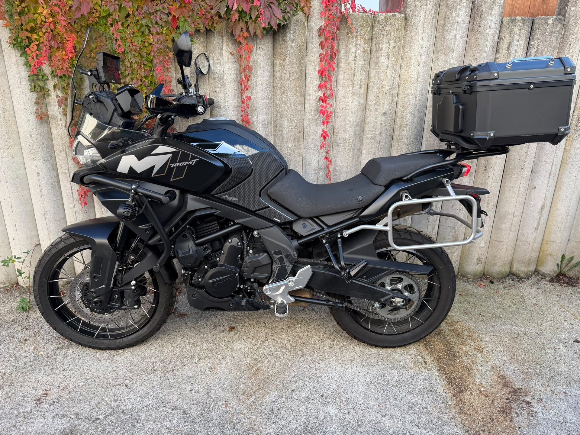 CF MOTO 700 MT-image-1