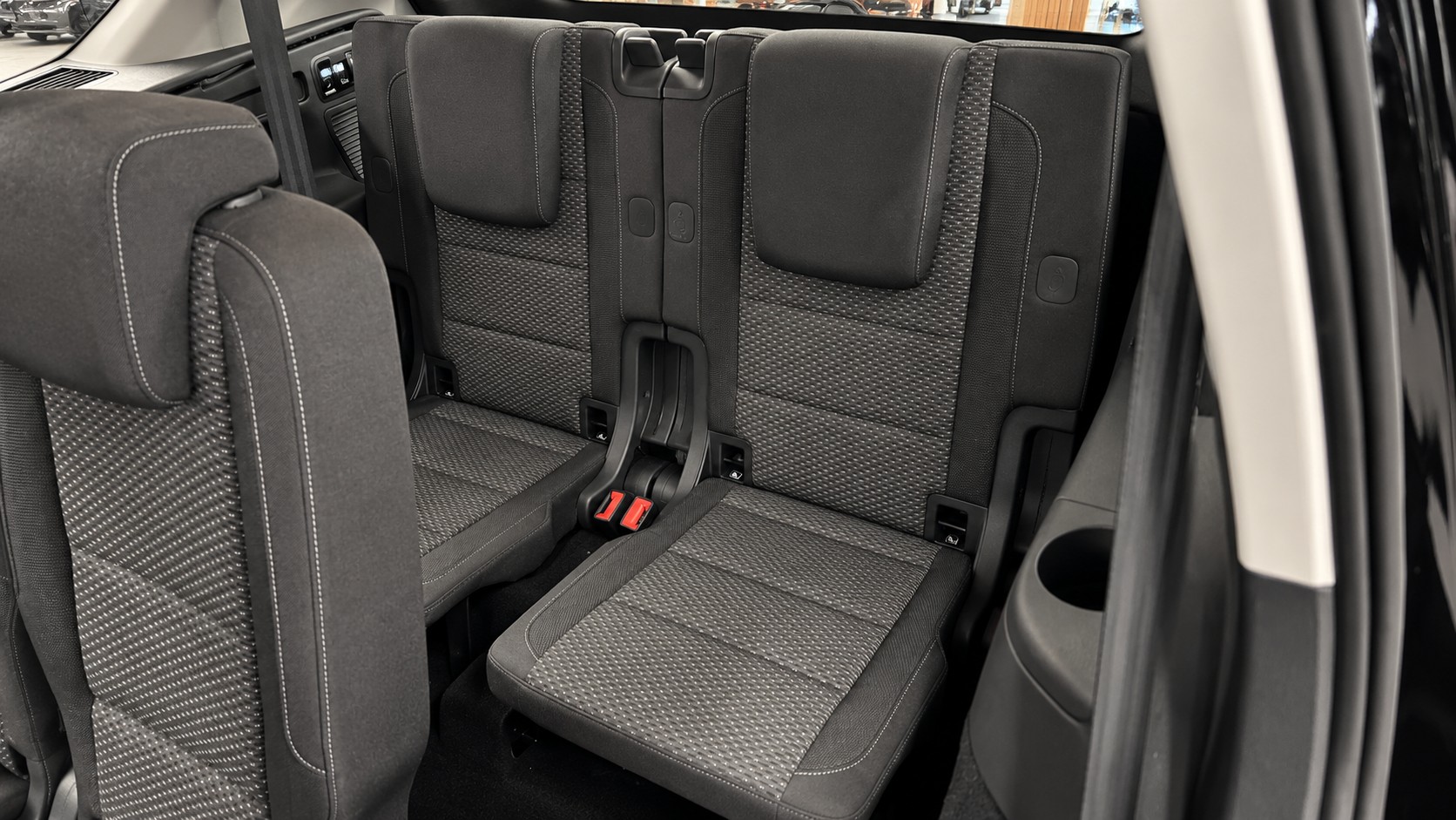 VW Touran 1.5 TSI EVO Comfortline United DSG Automat 7-Plätzer + AHK 1500kg-image-10