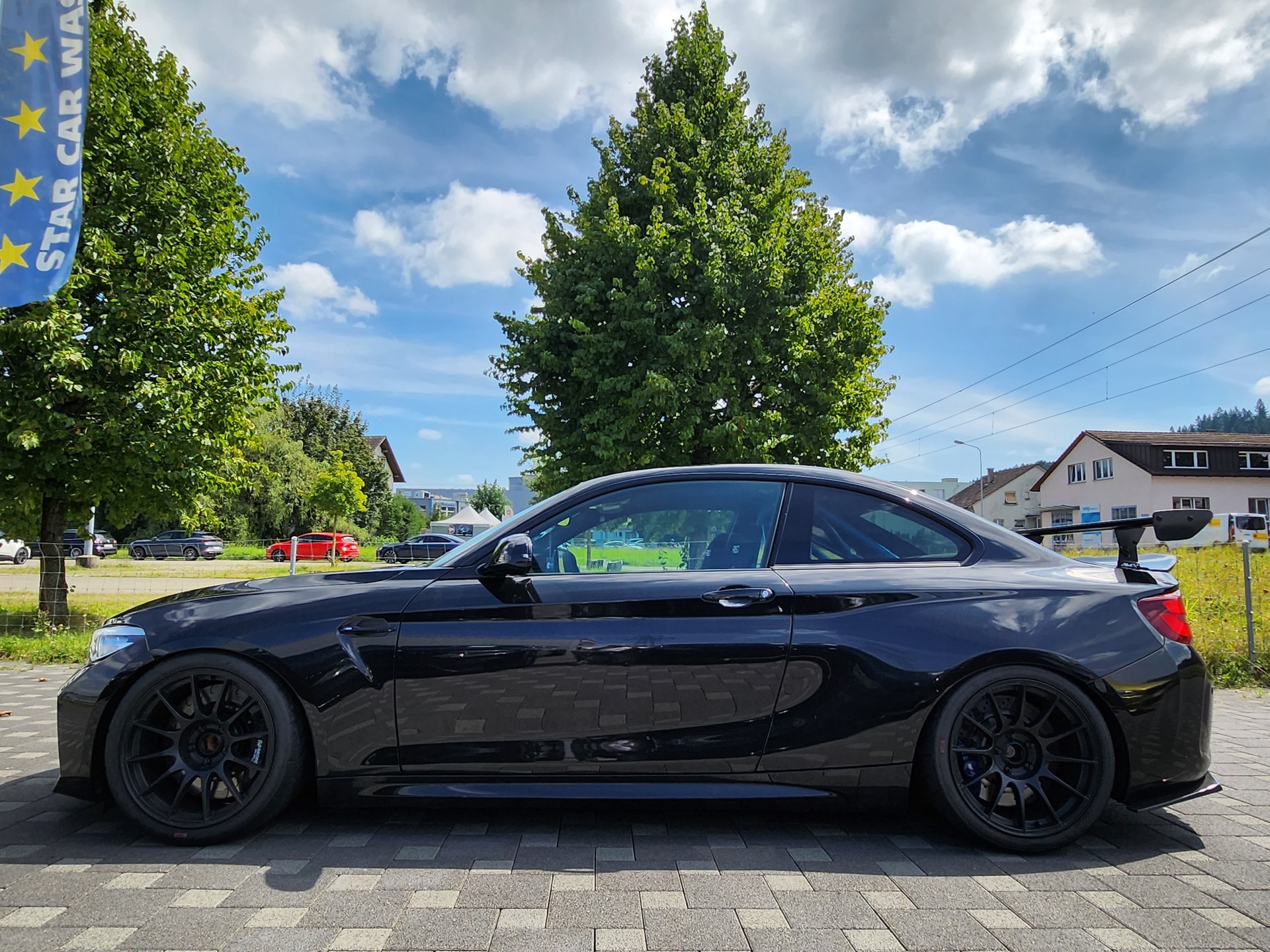 BMW M2 Competition Drivelogic-showroom-element-3