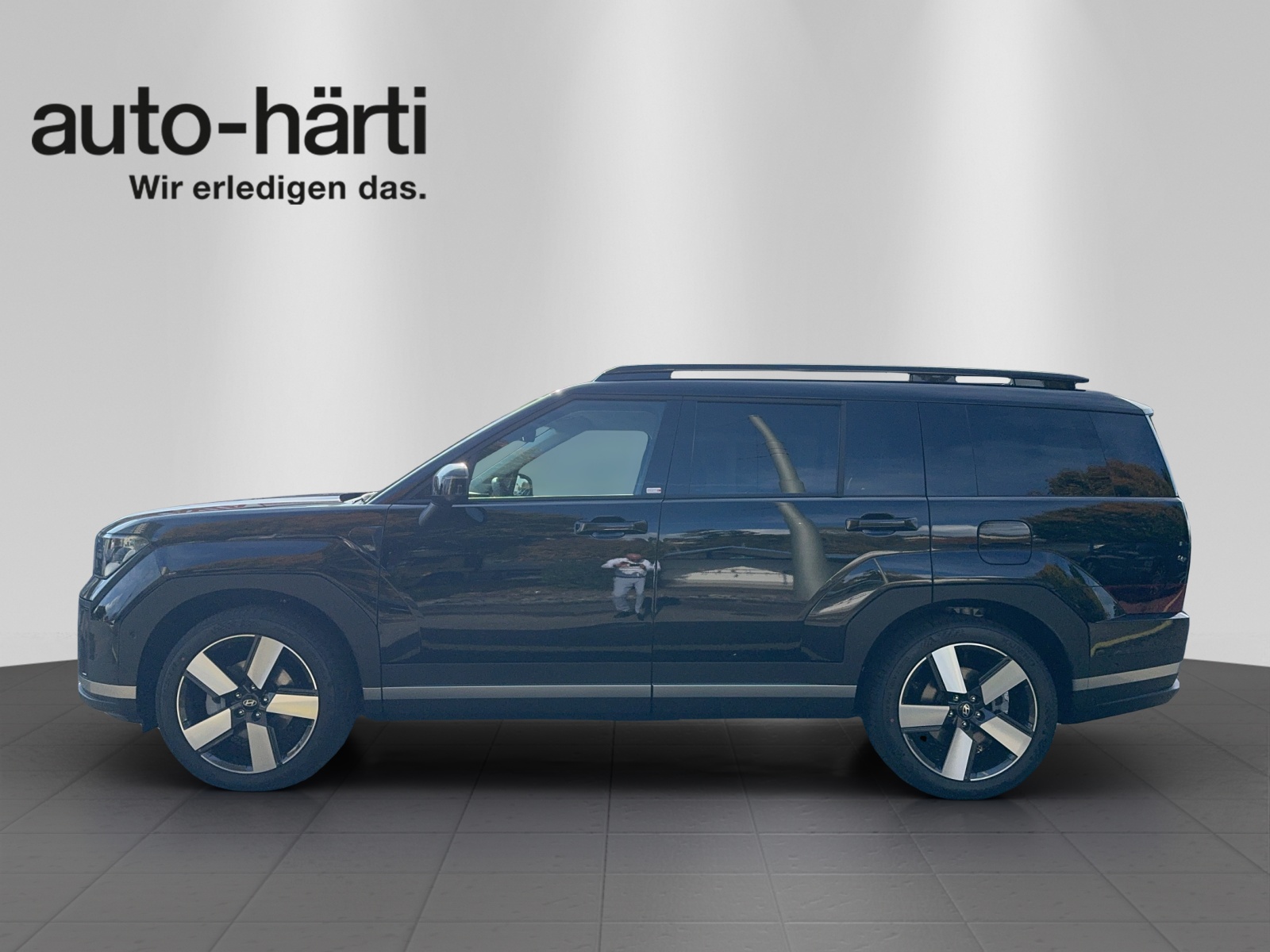 HYUNDAI Santa Fe 1.6 PHEV Ver.4WD-showroom-element-1