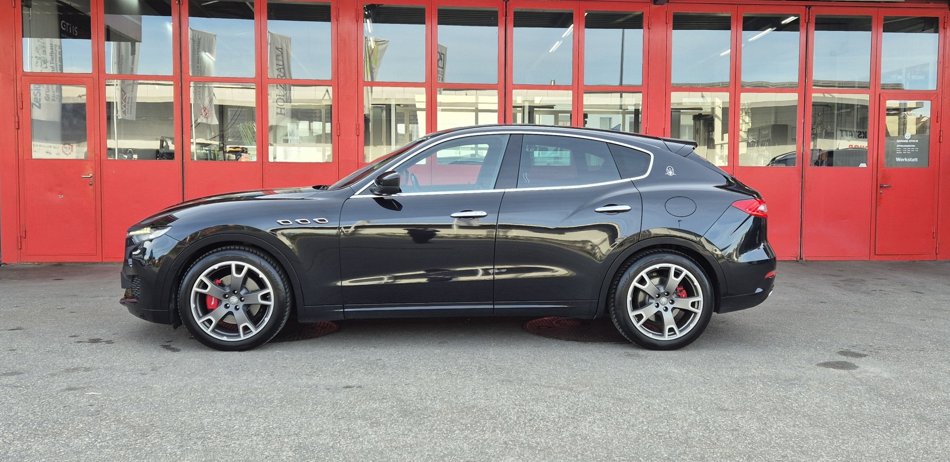 MASERATI Levante D 3.0 V6 Automatica-image-3