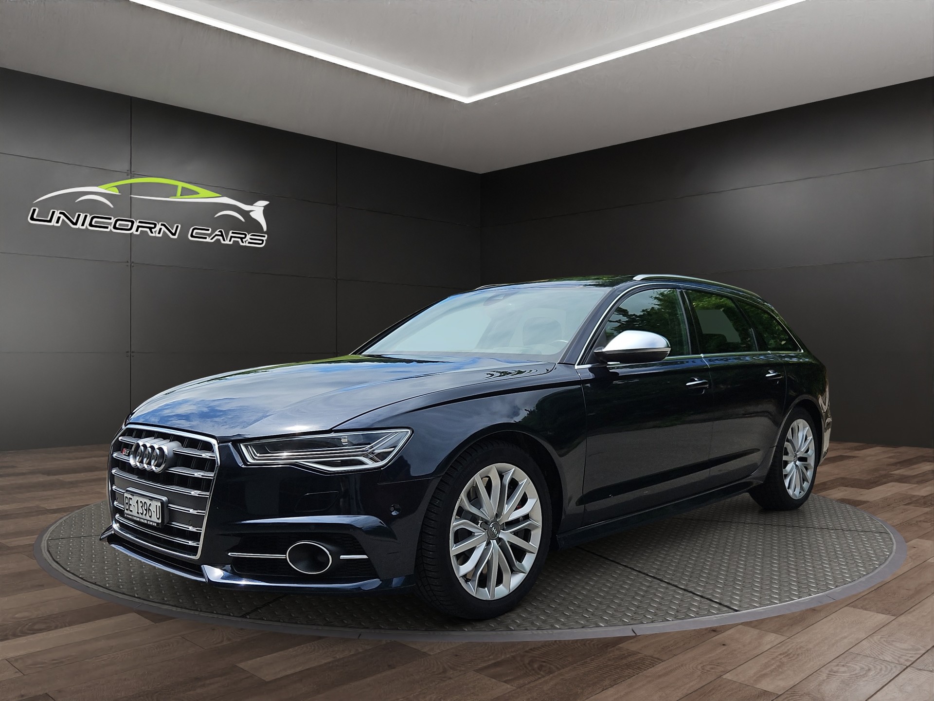 AUDI S6 Avant 4.0 TFSI V8 quattro S-tronic-image-4