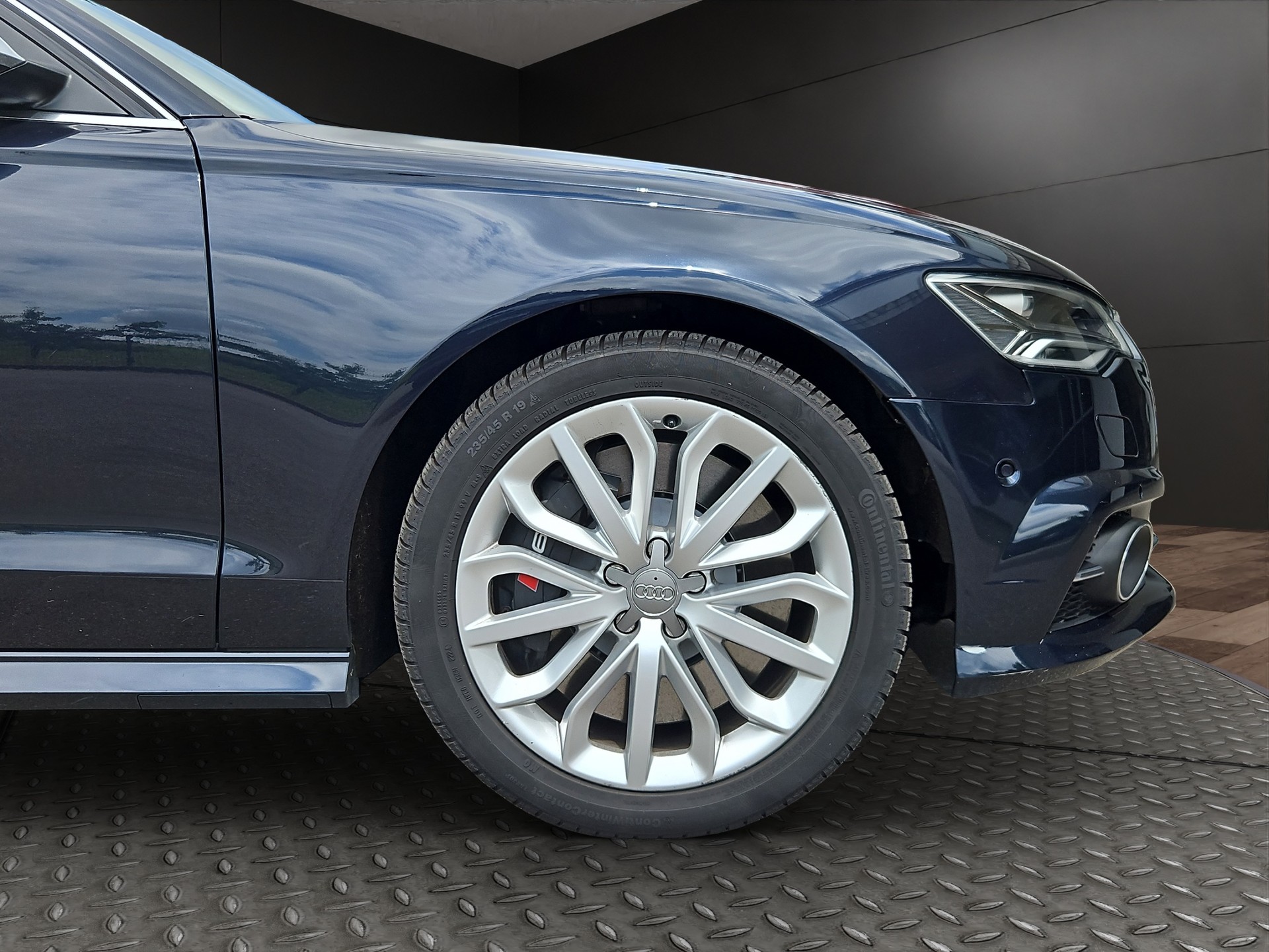 AUDI S6 Avant 4.0 TFSI V8 quattro S-tronic-image-10