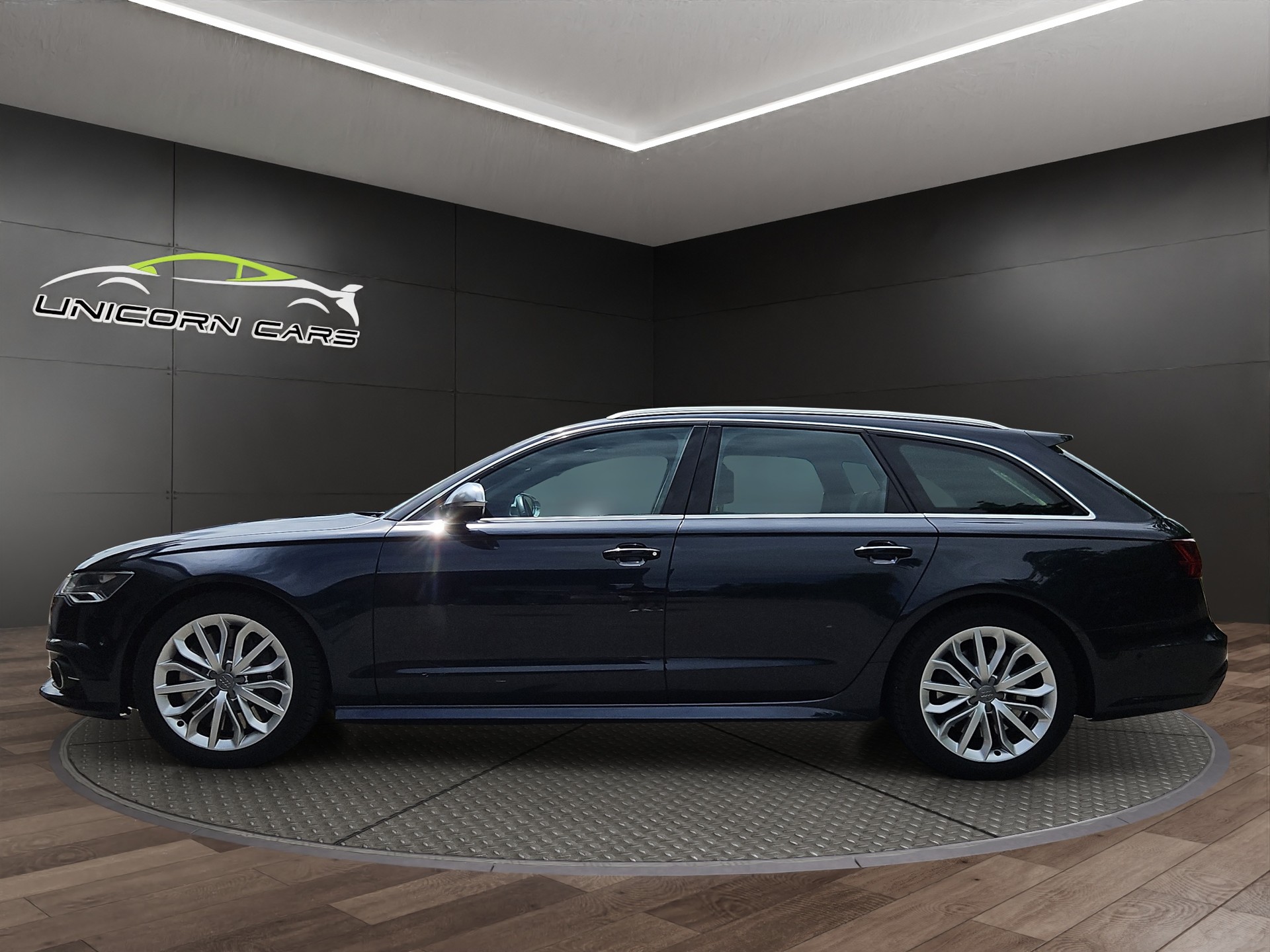 AUDI S6 Avant 4.0 TFSI V8 quattro S-tronic-image-5