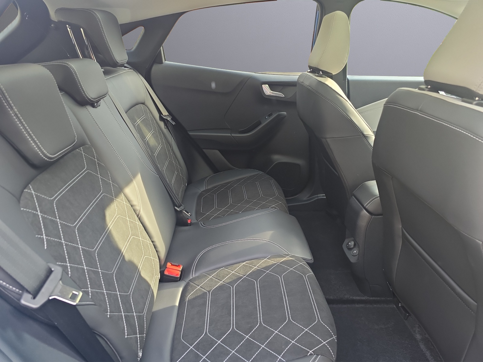 FORD Puma Gen-E Premium-image-12