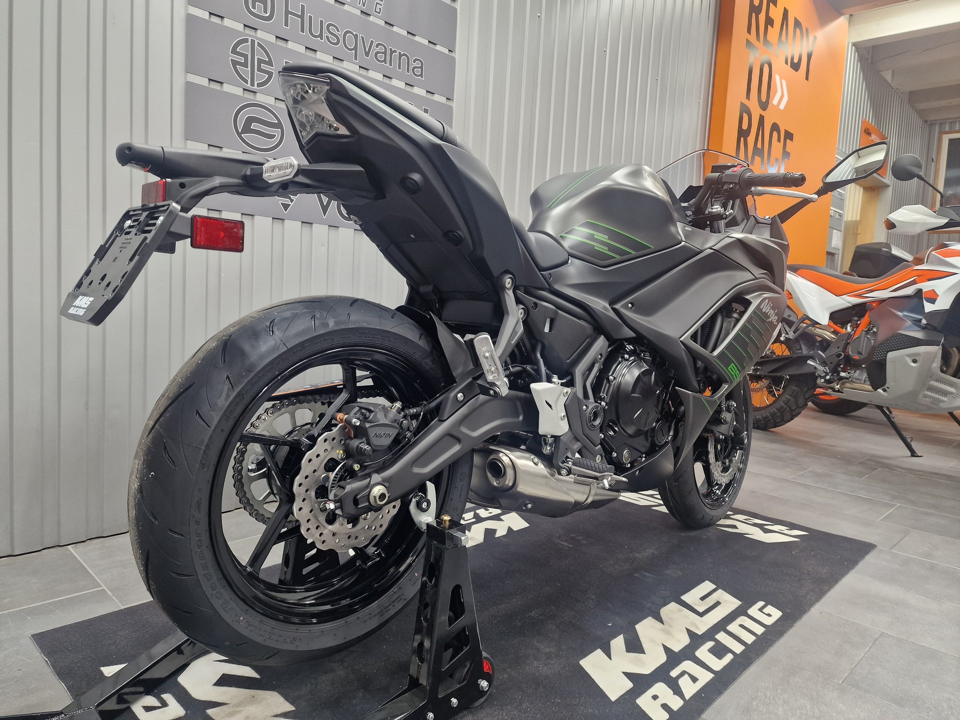 KAWASAKI Ninja 650-image-2