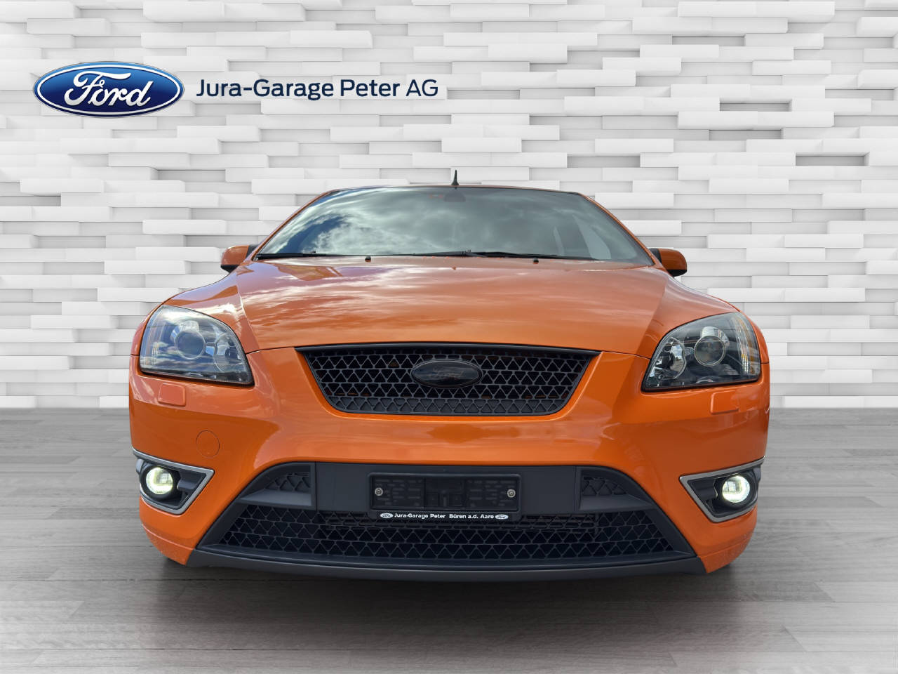 FORD Focus ST-showroom-element-1